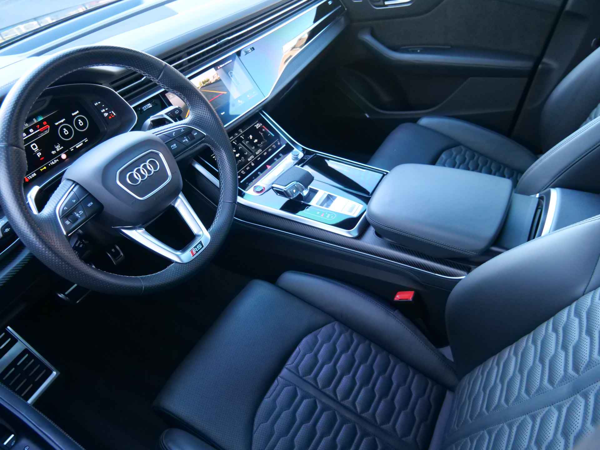 Audi RS Q8 4.0 TFSI RS Q8 quattro 600 Pk Automaat Keramisch / Schuifdak / Camera / Leer / Trekhaak /  Apple Carplay - 47/70