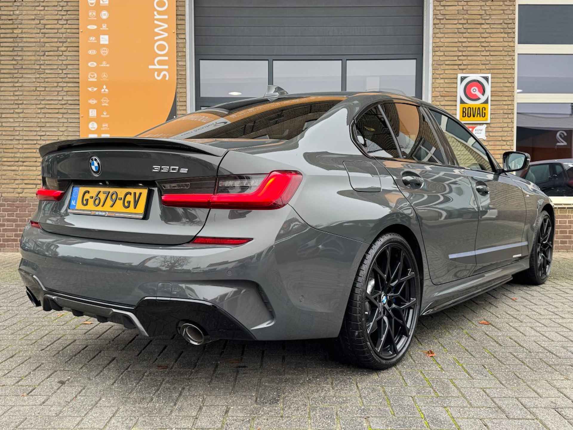 BMW 3-serie 330e M-SPORT PERFORMANCE EDITION CARBON FULL OPTIONS! - 13/67