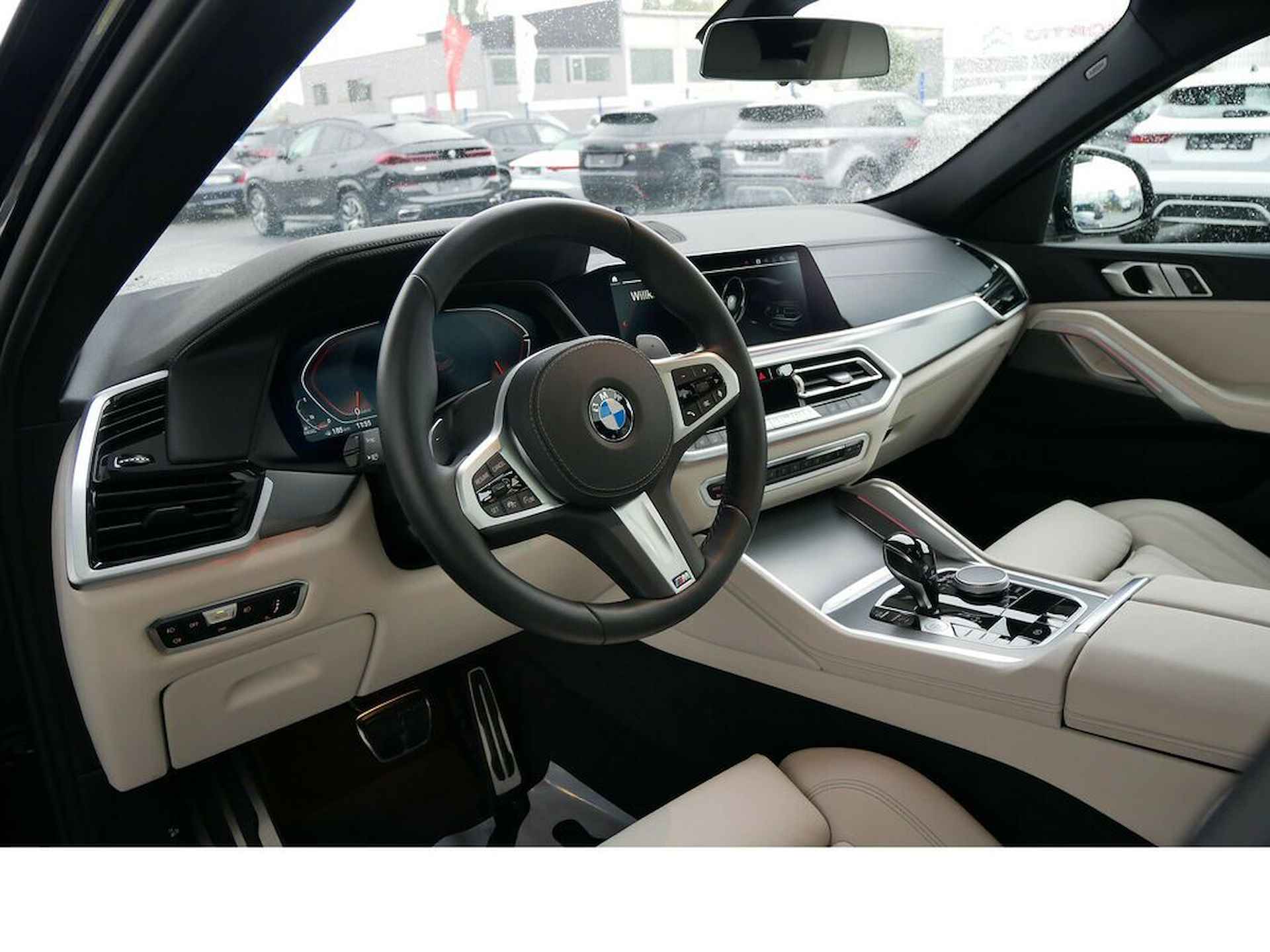 BMW X6 xDrive30d 286 PK M-Sport Panoramadak 20 Inch Live Cockpit Leder Beige - 7/14