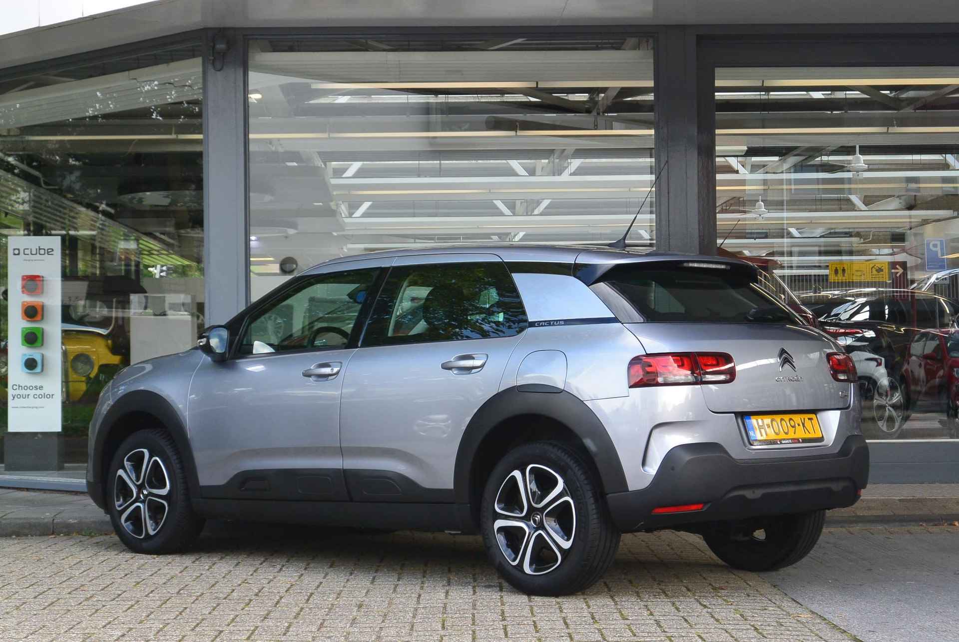 Citroën C4 Cactus PureTech 110pk Business │ Connect Nav DAB+ │ Climate control │ Parkeersensoren voor en achter - 17/58