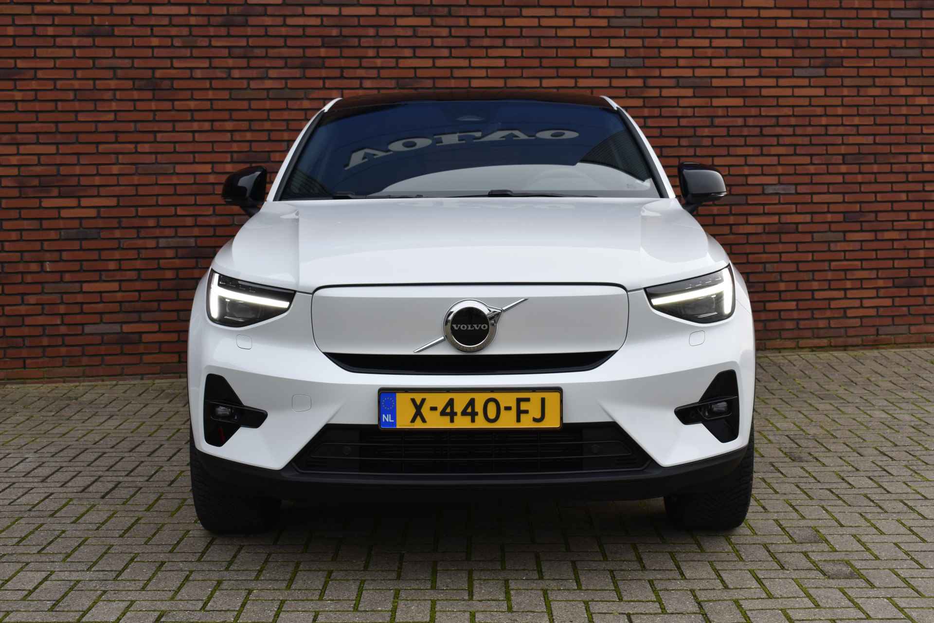 Volvo C40 Recharge 232PK Plus 69 kWh | Getint glas | Elektrisch verstelbare stoel | - 30/36