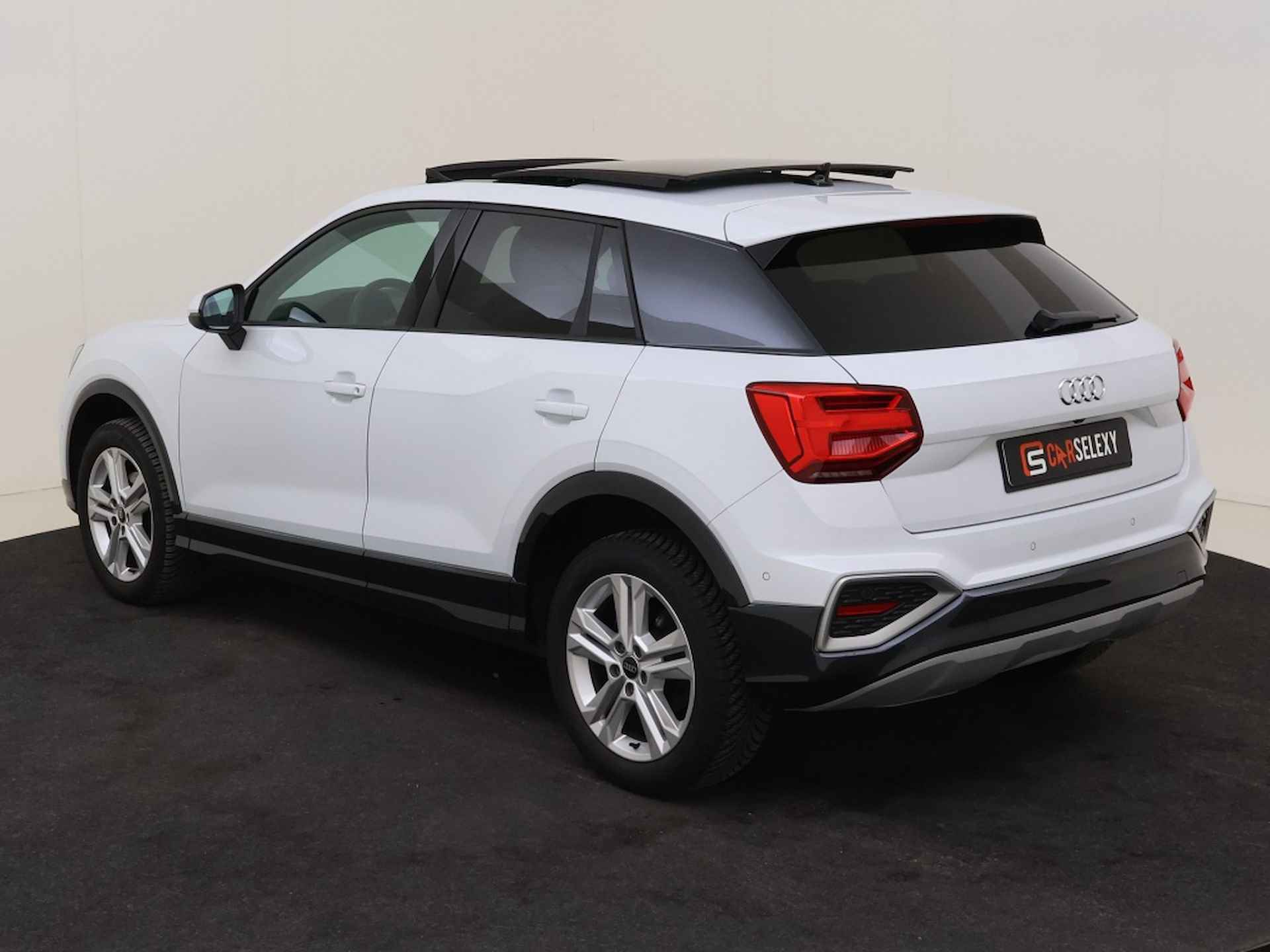 Audi Q2 35 TFSI Advanced Edition 150PK Automaat Panorama Schuifdak - 3/38