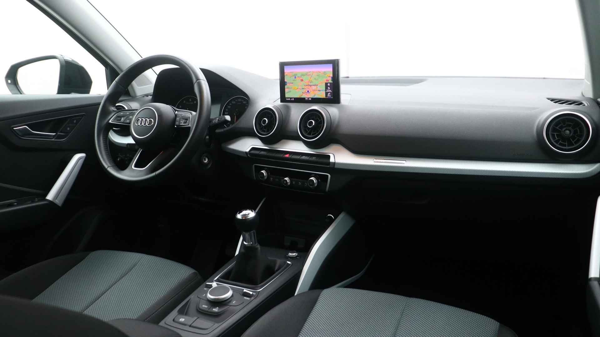 Audi Q2 30 TFSI Pro Line | Navigatie | Climate control | 17" LMV | - 15/30