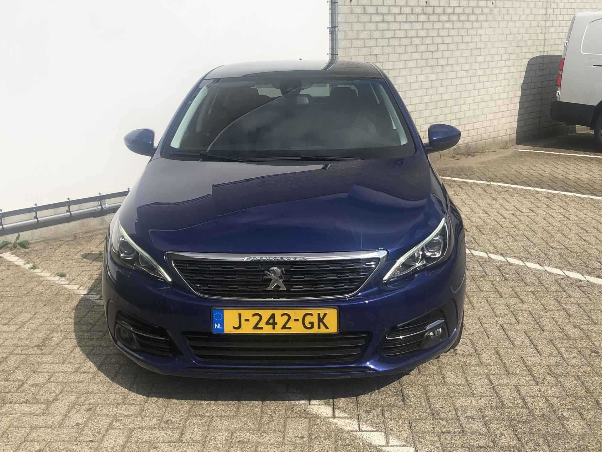 Peugeot 308 1.2 PureTech Blue Lease Premium | Denon Geluid | Camera | Navigatie | Cruise Control | Climate Control - 6/28