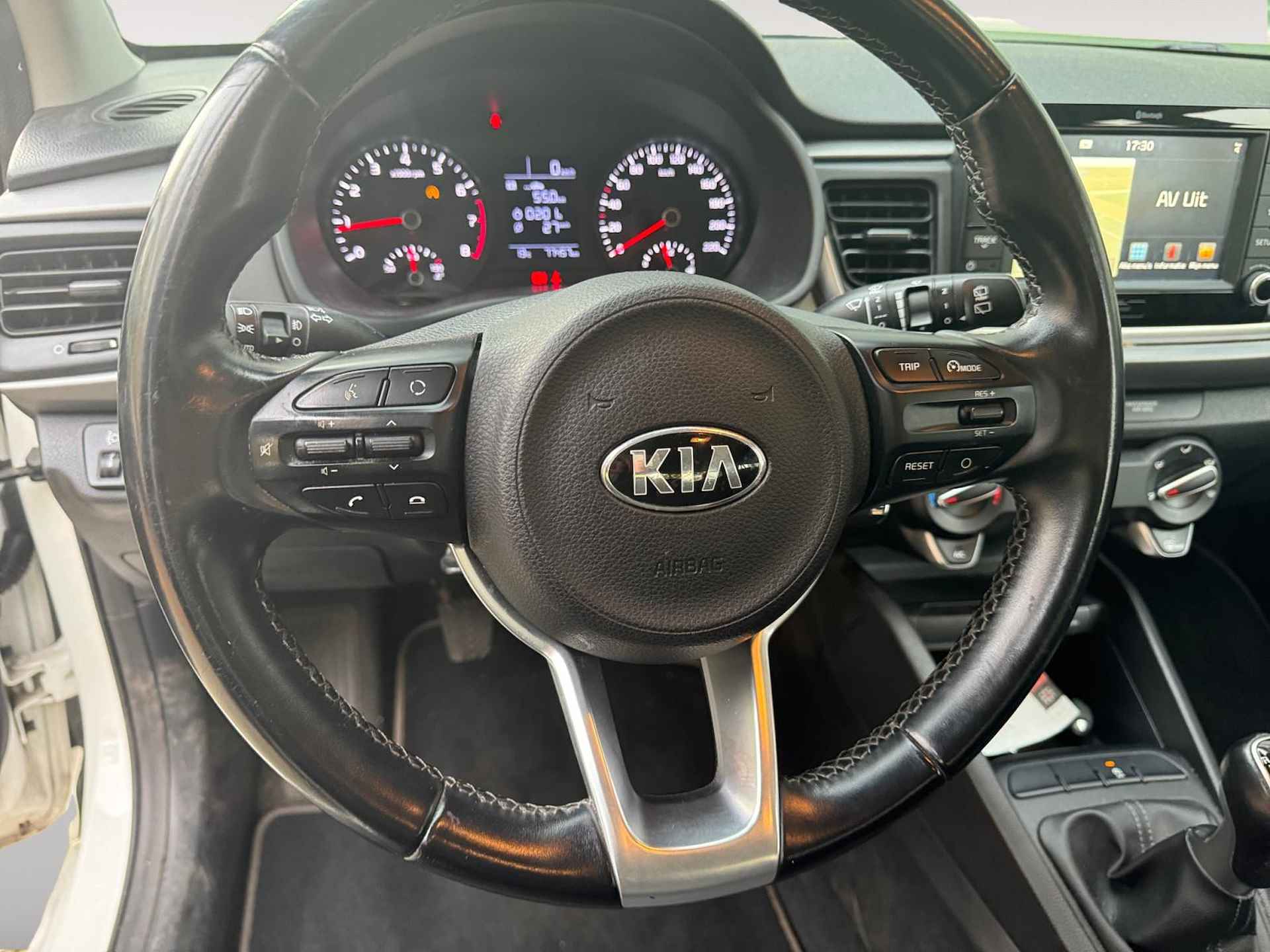 Kia Rio 1.0 TGDI ComfortPlusLine Navigator Navigatie | Airco | Achteruitrijcamera | Parkeersensoren | Trekhaak | 12 Maanden Bovag Garantie | Dealer Onderhouden! - 17/30