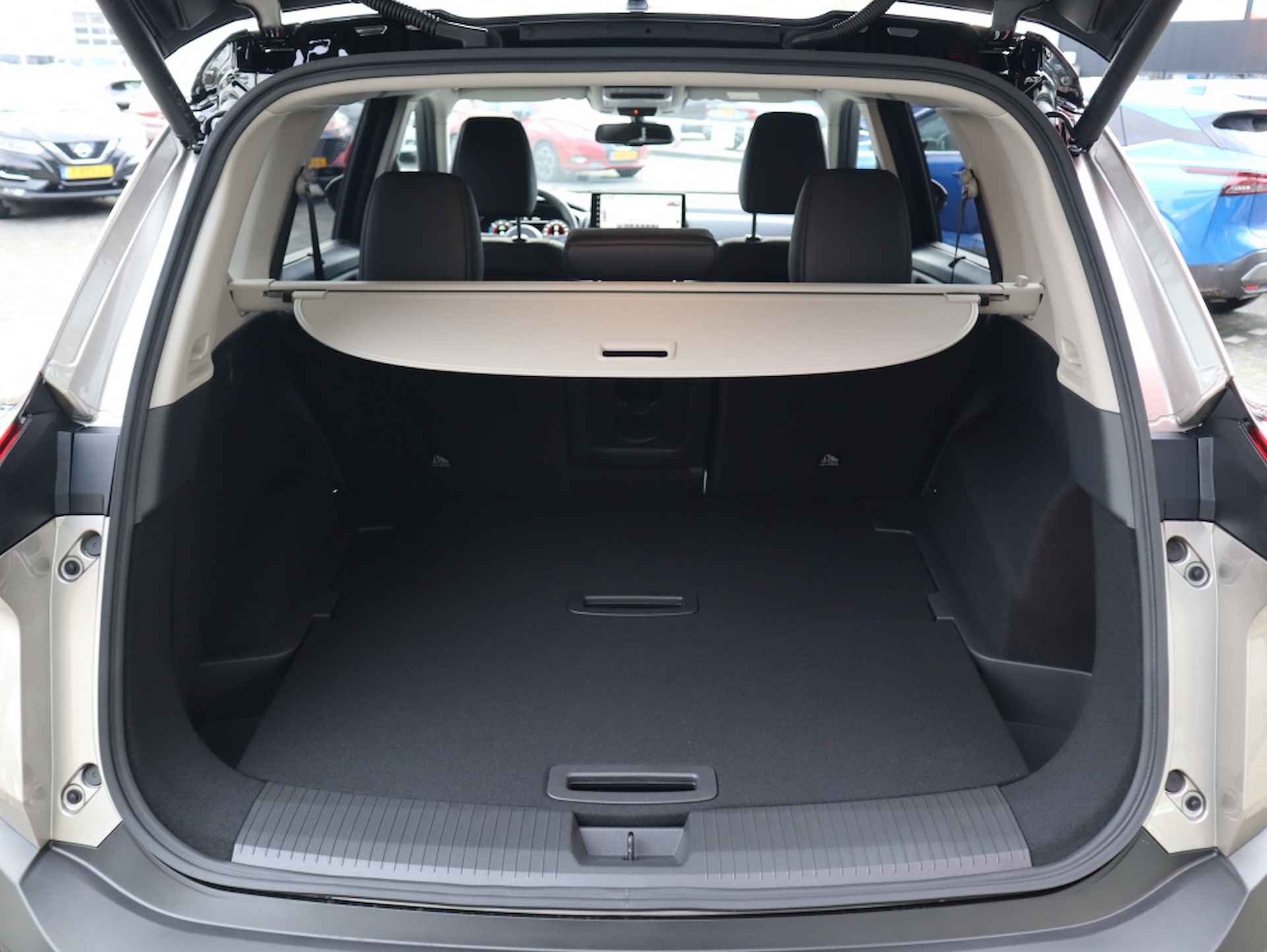 Nissan X-Trail 1.5 ePower N-Trek / 1800KG / Lederen Bekleding / Stoelverwarming - 7/33