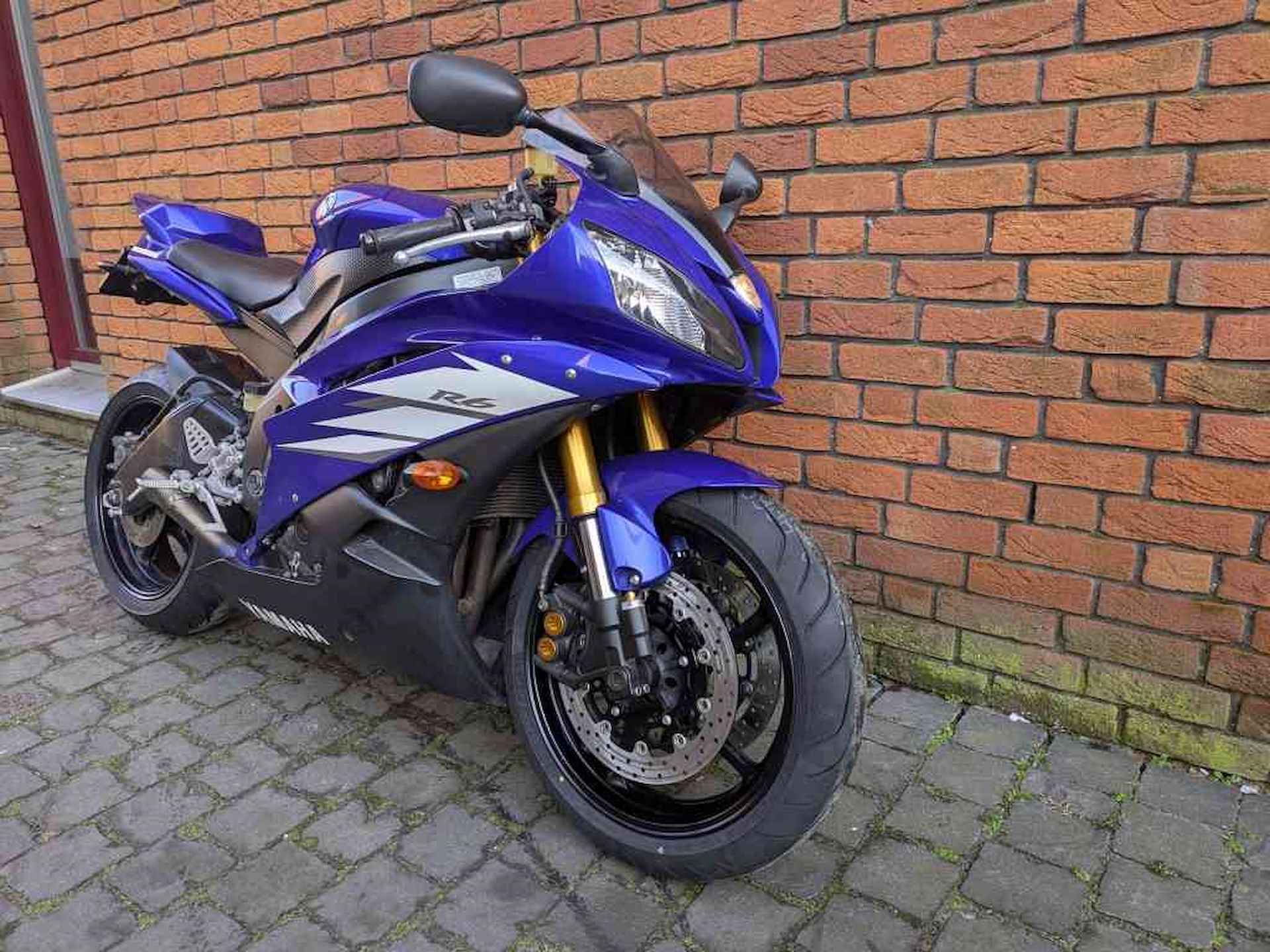 Yamaha YZF-R6 R - 3/9