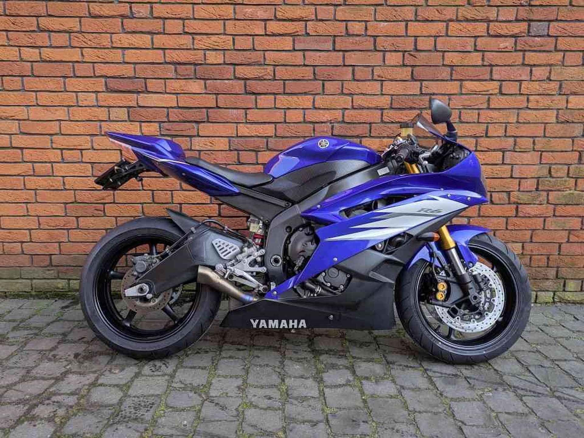 Yamaha YZF-R6 R - 4/9