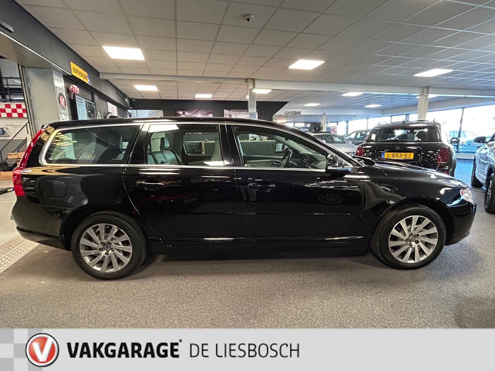 Volvo V70 1.6 T4 Limited Edition / Automaat / Leder /Stoel verwarming / trekhaak - 6/28