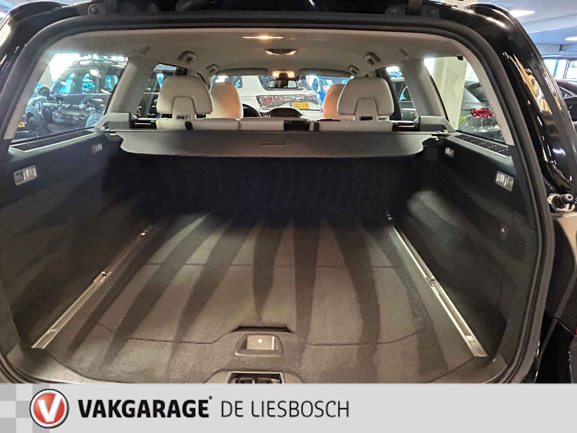 Volvo V70 1.6 T4 Limited Edition / Automaat / Leder /Stoel verwarming / trekhaak - 20/28