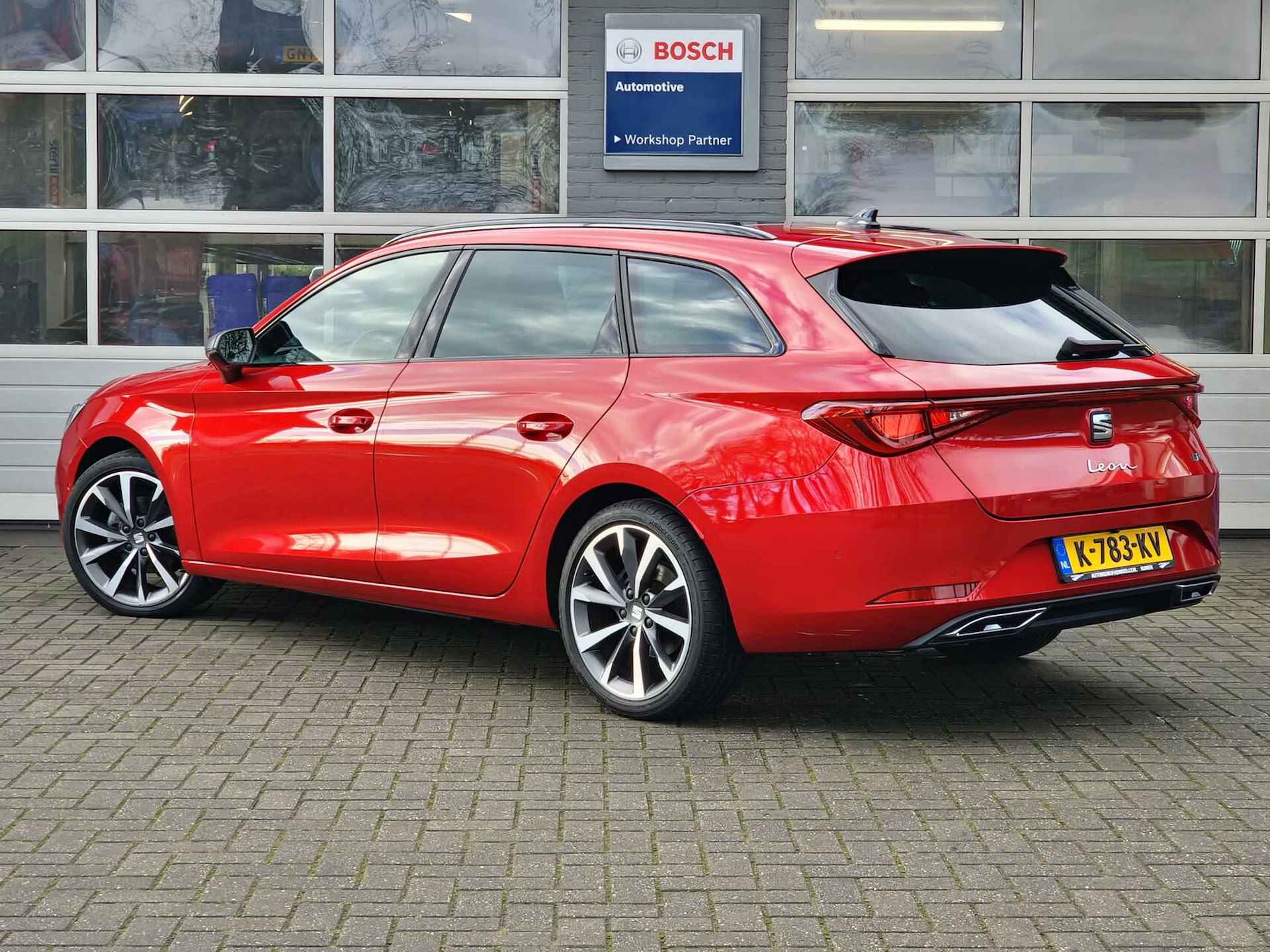 Seat Leon Sportstourer 1.5 TSI FR Business Intense 150PK|Pano|BEATS|memory|digidash|ACC|carplay| - 2/19