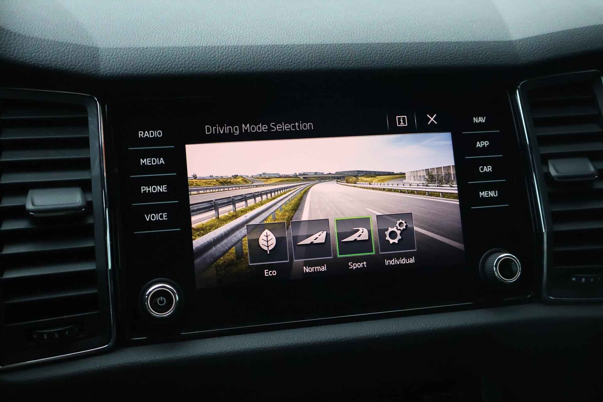 Skoda Kodiaq 1.5 TSI Sportline DSG 150pk I Carplay I LED I Climate I Cruise I Camera I Trekhaak - 22/45