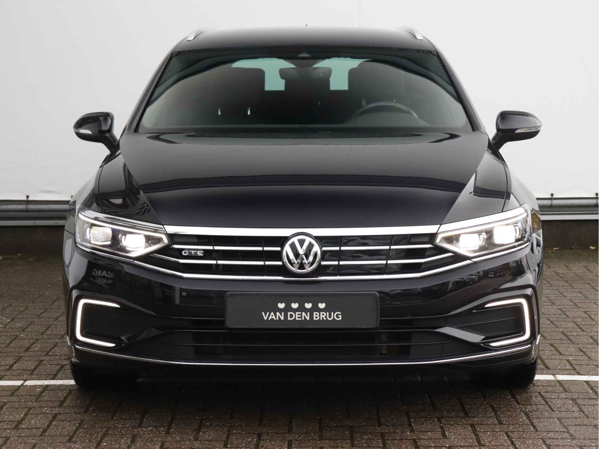 Volkswagen Passat Variant 1.4 TSI 218pk PHEV GTE Business Automaat | Matrix LED | Navigatie | Keyless | Climate Control | Navigatie 'Discover Pro' | - 4/47