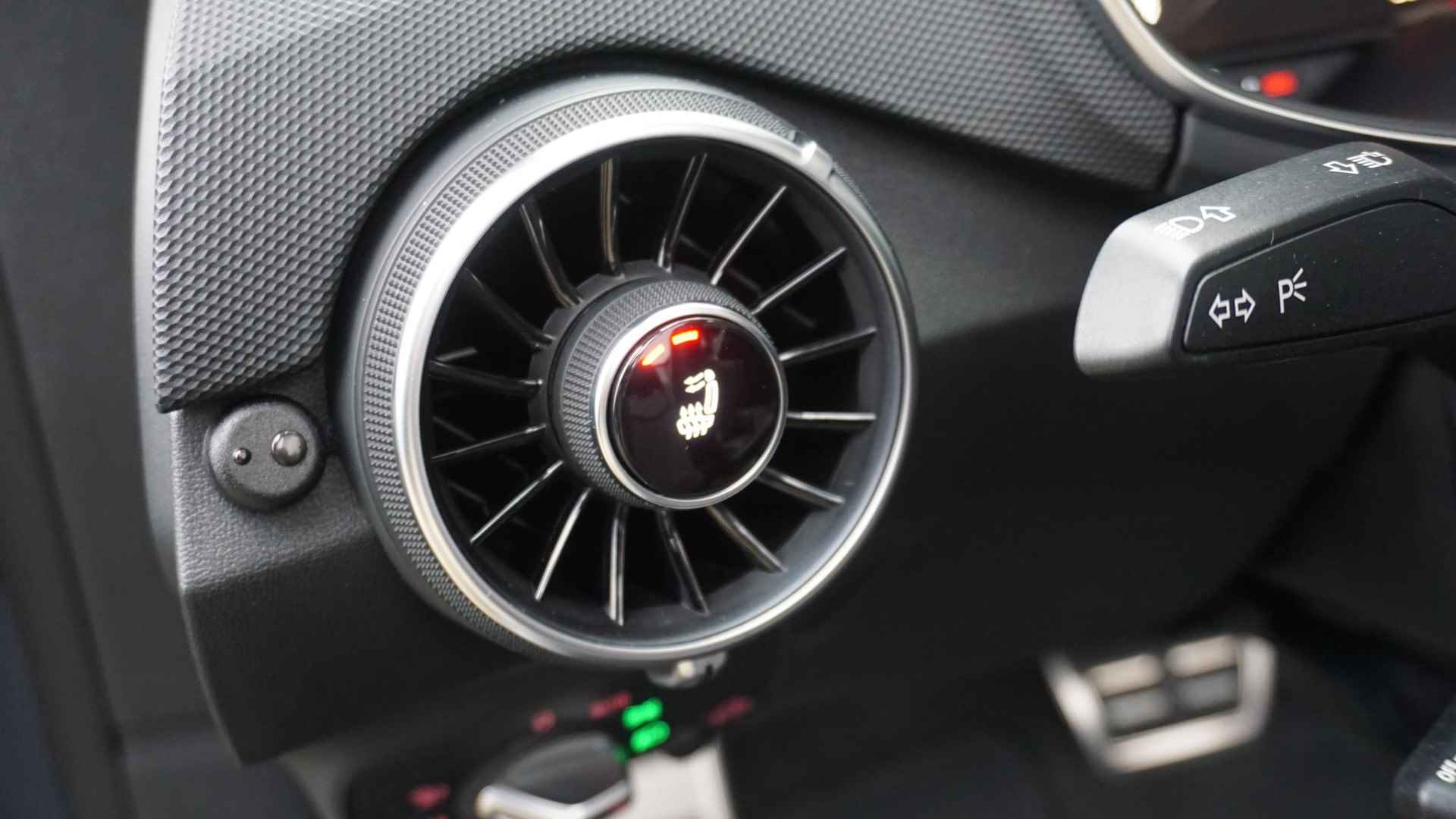 Audi TT Roadster 40 TFSI 197pk Pro Line S Competition Virtual 20inch Keyless LM LED A-Spoiler Navi Alcantara/Leder Nekverwarming Nano Grey! *keurig exemplaar* 59867km! - 22/63