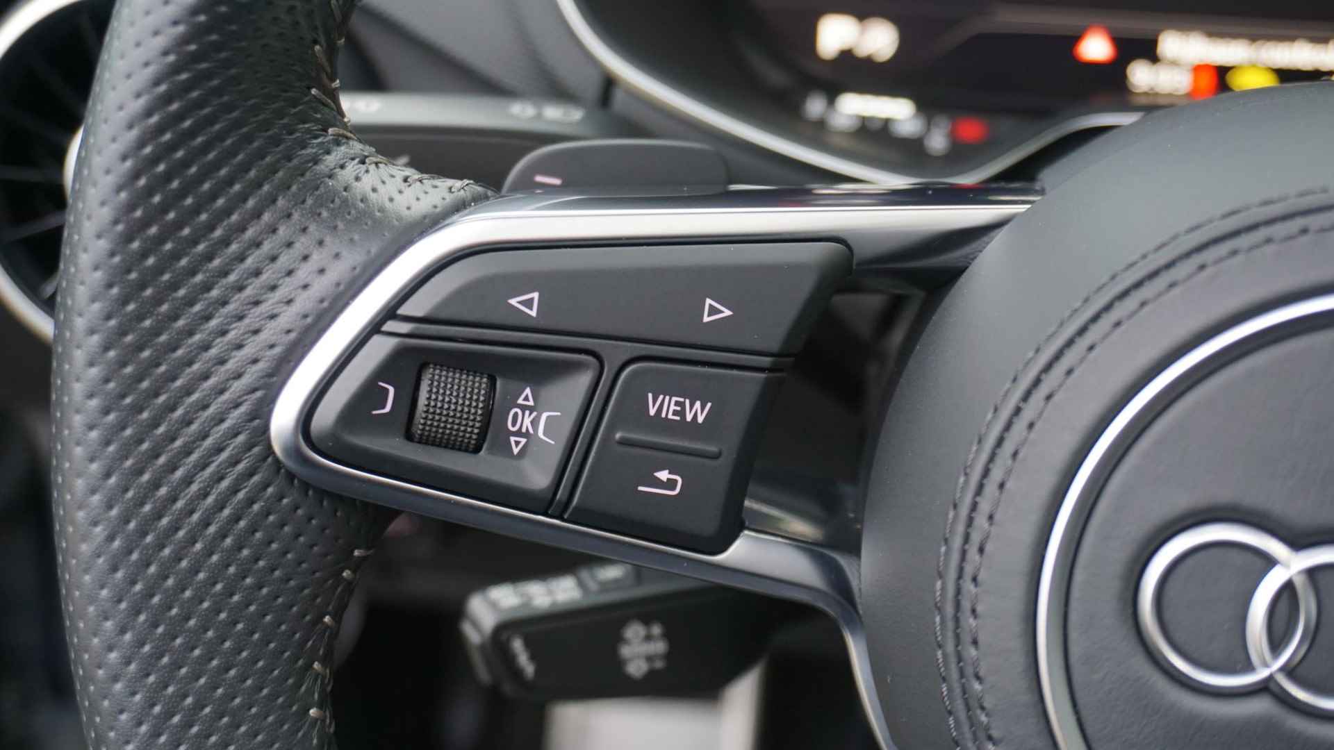 Audi TT Roadster 40 TFSI 197pk Pro Line S Competition Virtual 20inch Keyless LM LED A-Spoiler Navi Alcantara/Leder Nekverwarming Nano Grey! *keurig exemplaar* 59867km! - 27/63