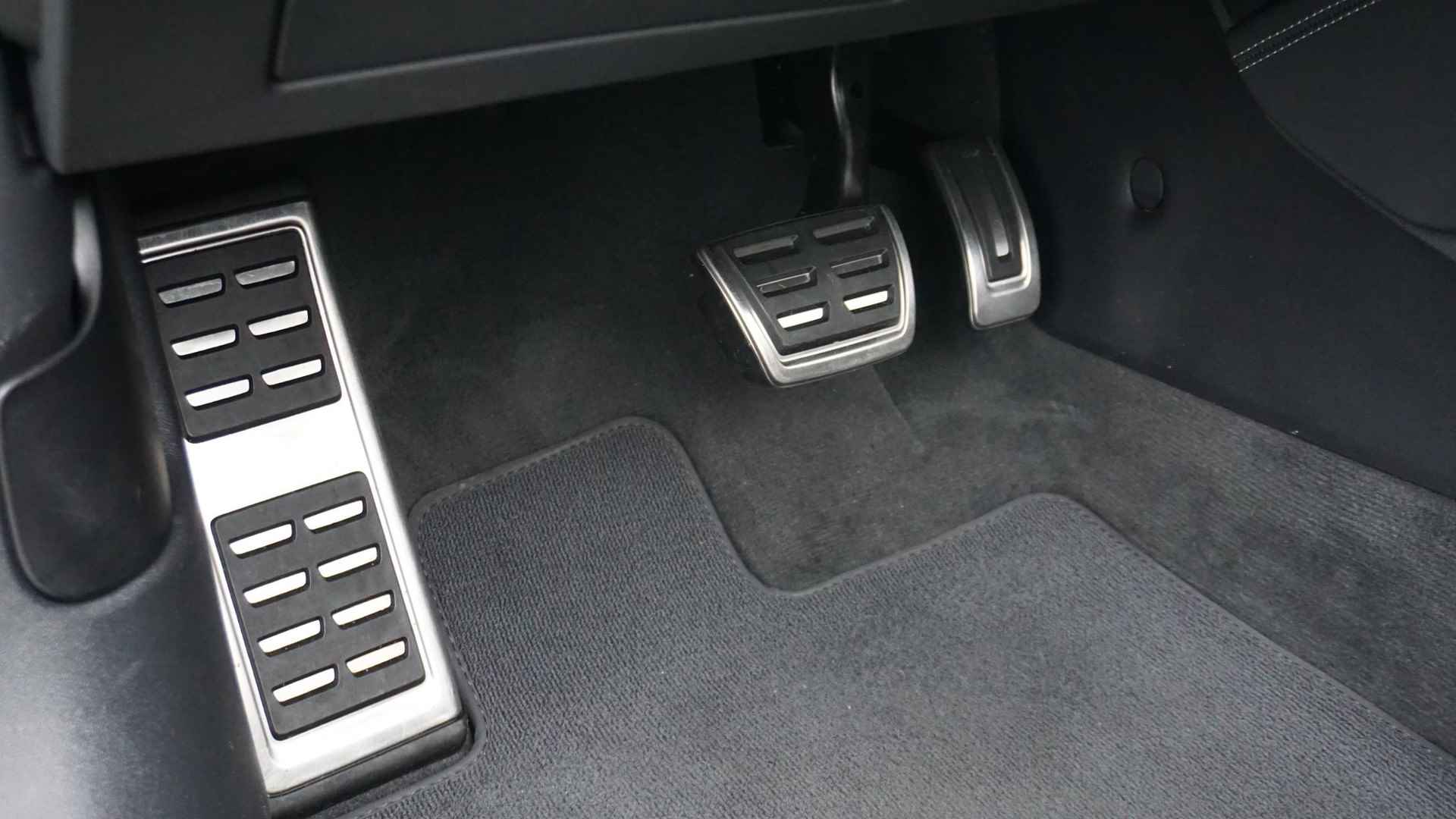 Audi TT Roadster 40 TFSI 197pk Pro Line S Competition Virtual 20inch Keyless LM LED A-Spoiler Navi Alcantara/Leder Nekverwarming Nano Grey! *keurig exemplaar* 59867km! - 34/63