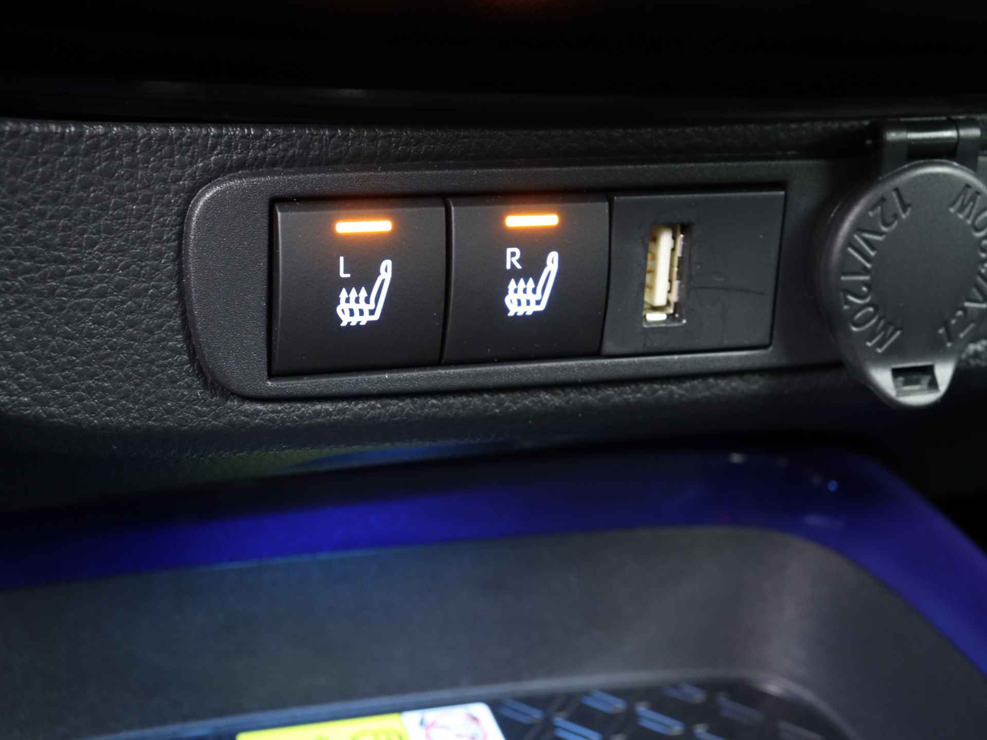Toyota Aygo X 1.0 Pulse Limited | Automaat | Groot Scherm Navigatie | Climate Control | Stoelverwarming | - 30/38