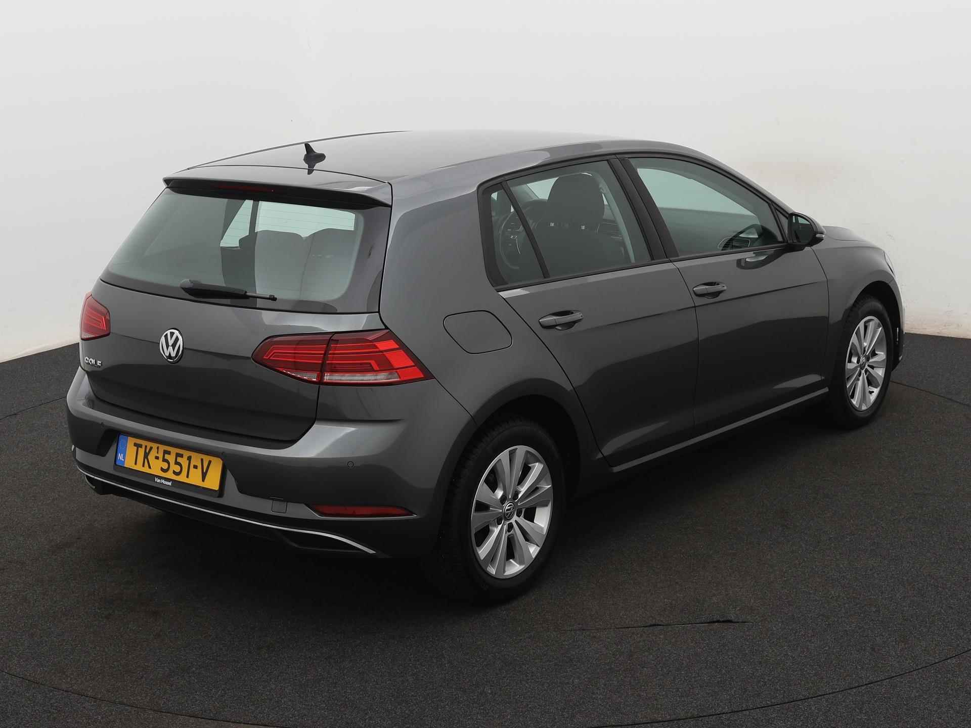 Volkswagen Golf 1.0 TSI Comfortline 110 PK | Navigatie | Adaptive Cruise Control | Climate Control | Parkeersensoren | LED | Lichtmetalen velgen | - 5/21