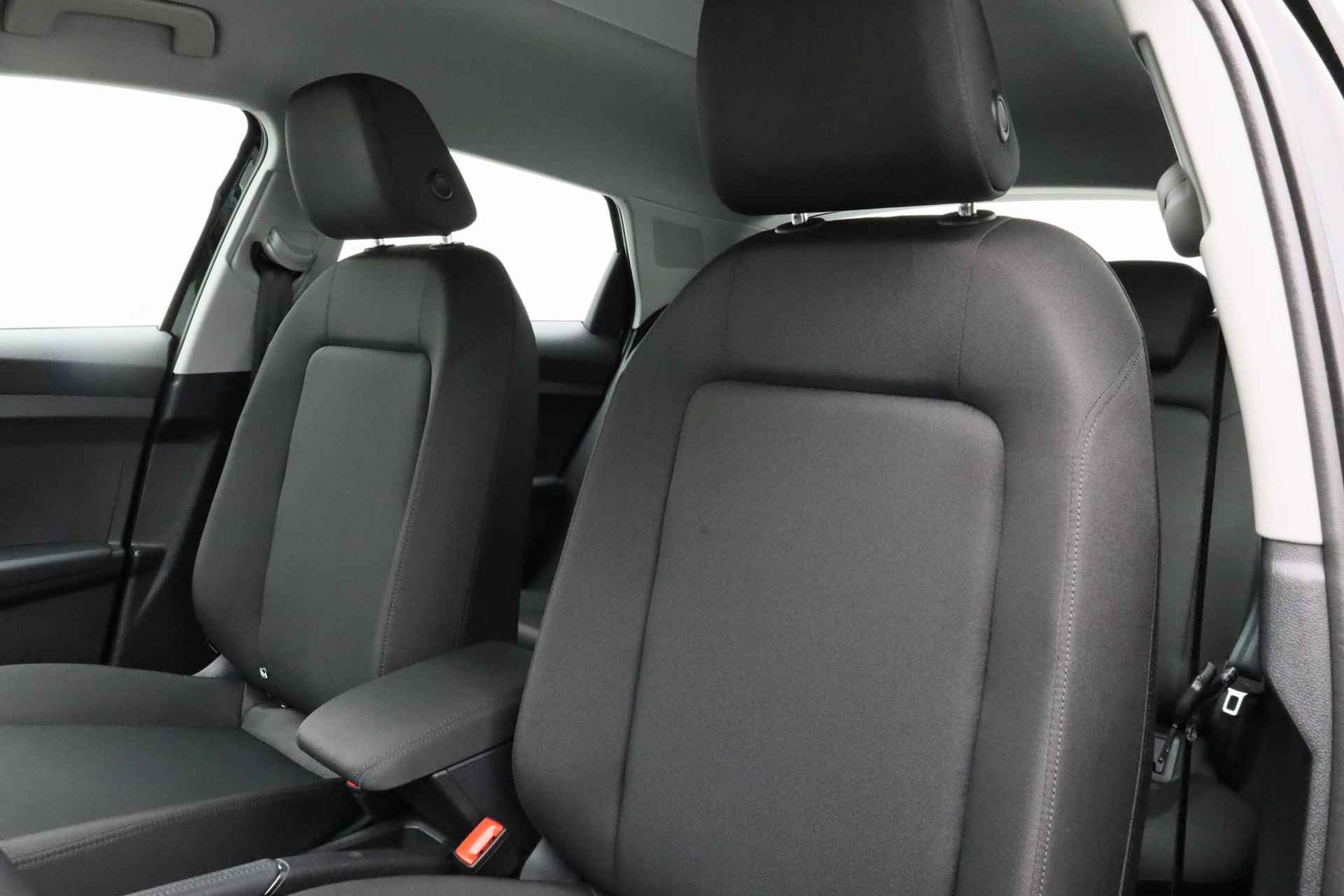 Audi A1 Sportback 30 TFSI 110PK S-tronic Advanced edition / S-Line | Navi | Stoelverwarming | Parkeersensoren voor/achter | Lane Assist | 16 inch - 13/39