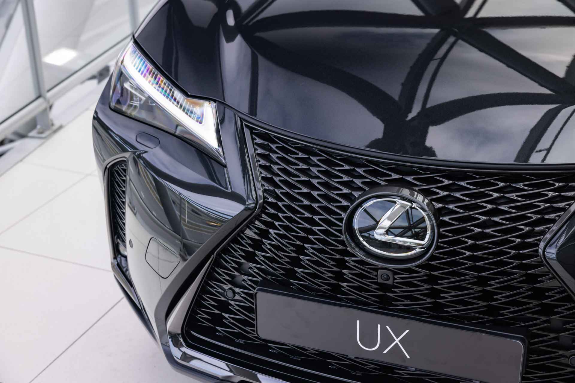 Lexus UX 250h F Sport Line  | Full-Option | Schuif-kanteldak | Mark Levinson | - 46/51