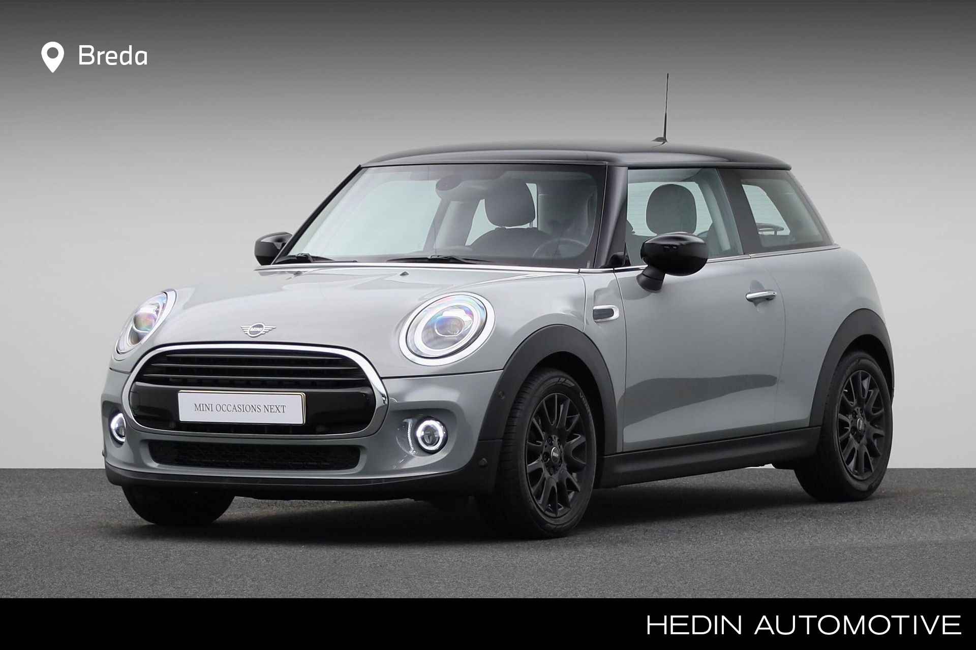 MINI 3-deurs 1.5 Cooper | 16" LM Victory Spoke zwart |  MINI Navigatiesysteem |  Park Assistant | Park Distance Control voor/achter (PDC) |