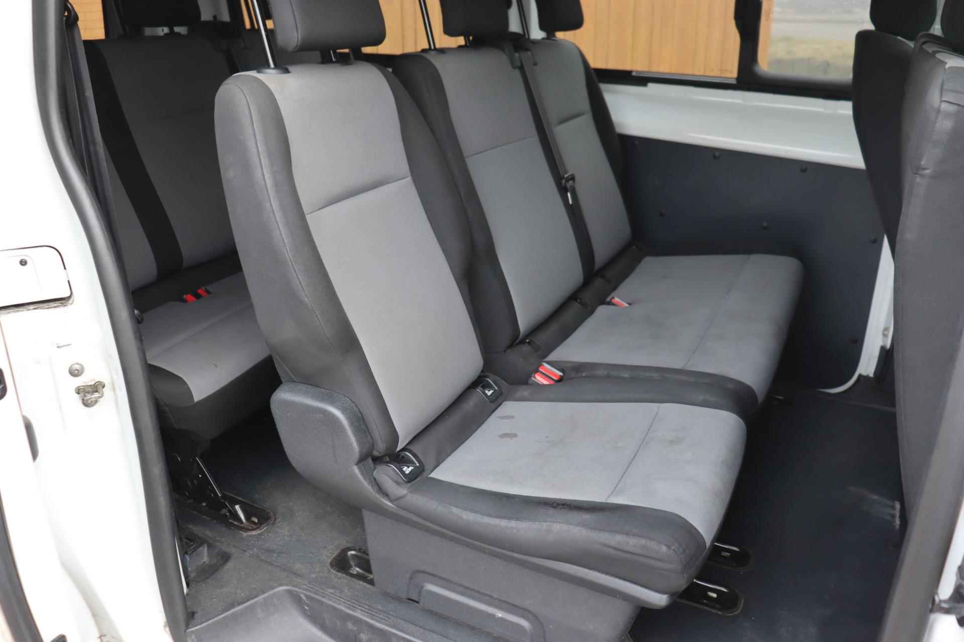 Toyota PROACE Shuttle 1.5 D-4D 5400,= netto ! Cool Comfort Long 9-persoons - 9/18