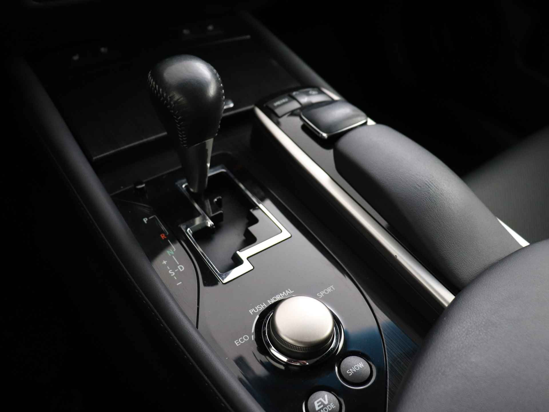 Lexus GS 450h 20th Anniversary | Premium Navigatie | Stoelverwarming en -ventilatie | Leder | - 10/42