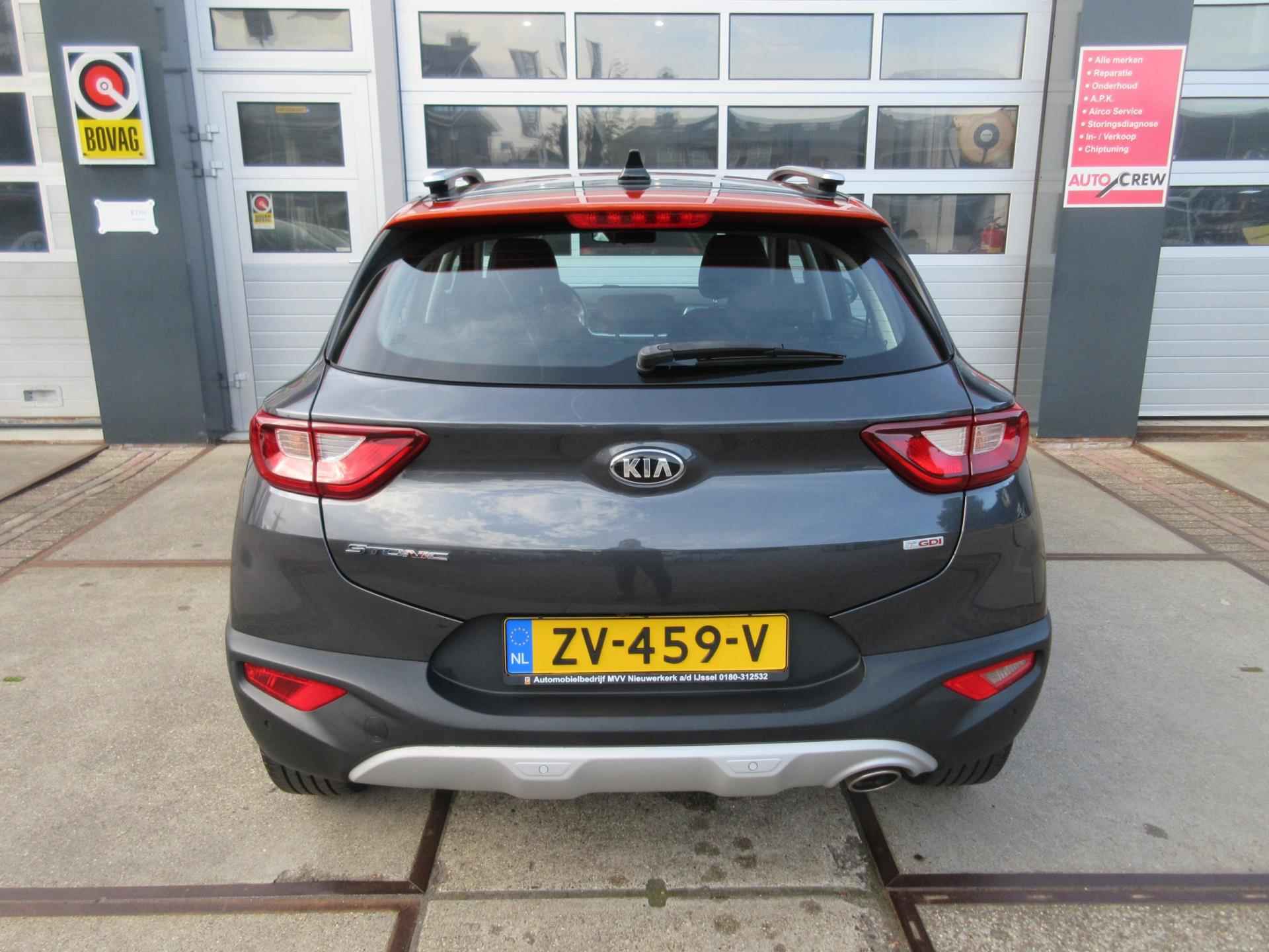 Kia Stonic 1.0 T-GDi DynamicLine / Camera / Navi / LMV 17" - 8/27