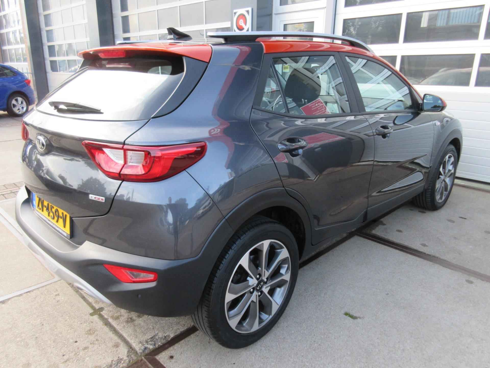 Kia Stonic 1.0 T-GDi DynamicLine / Camera / Navi / LMV 17" - 10/27