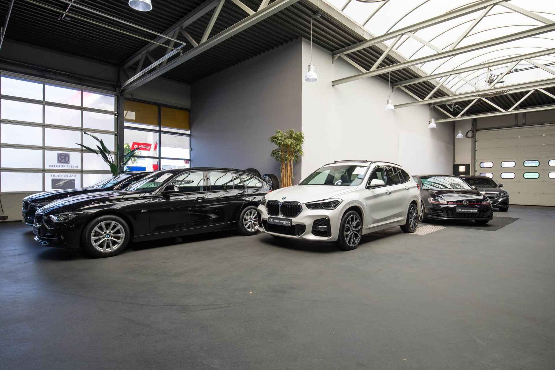 BMW X5 xDrive45e Executive / M Sport / Elek. Trekhaak / Shadow Line - 62/68