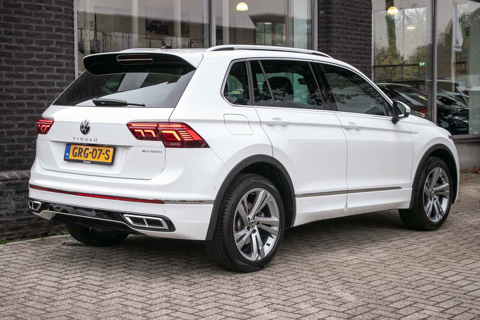 Volkswagen Tiguan 1.4 TSI eHybrid R-Line Business+ - All-in rijklrprs | pano/schuif dak | 360° camera | Leer - 3/50