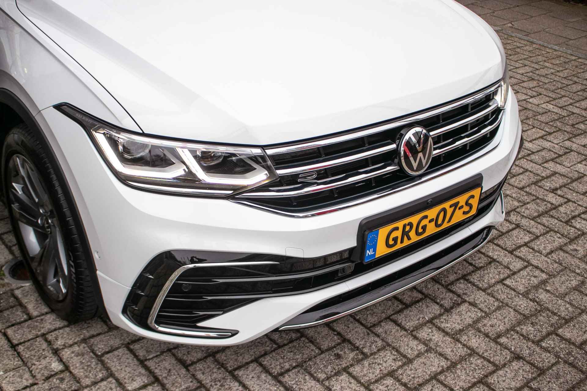 Volkswagen Tiguan 1.4 TSI eHybrid R-Line Business+ - All-in rijklrprs | pano/schuif dak | 360° camera | Leer - 34/50