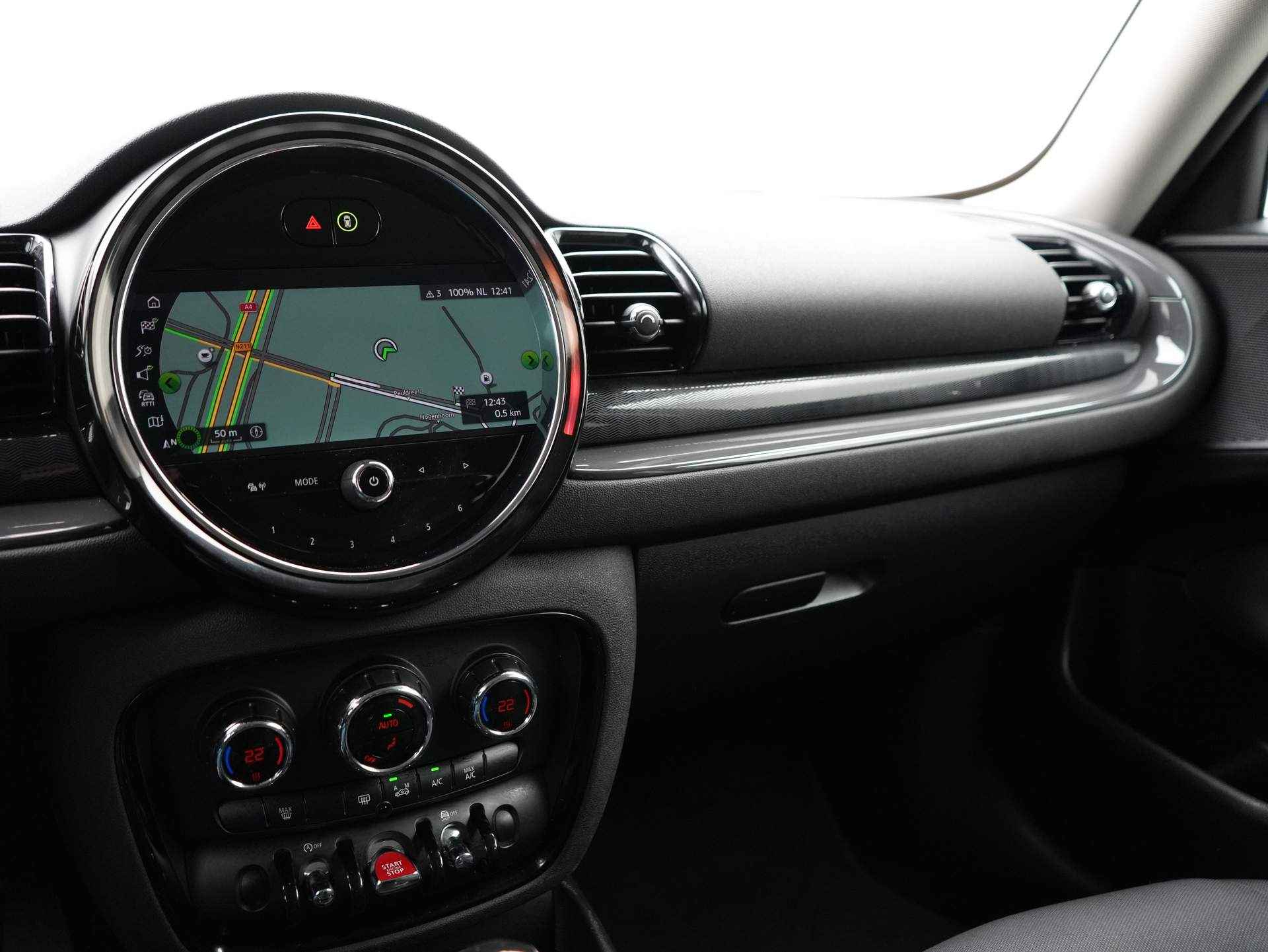 MINI Clubman 1.5 Cooper Business Edition | Navigatie | Airco | Bluetooth | Automaat | Extra getint glas | PDC | - 13/73