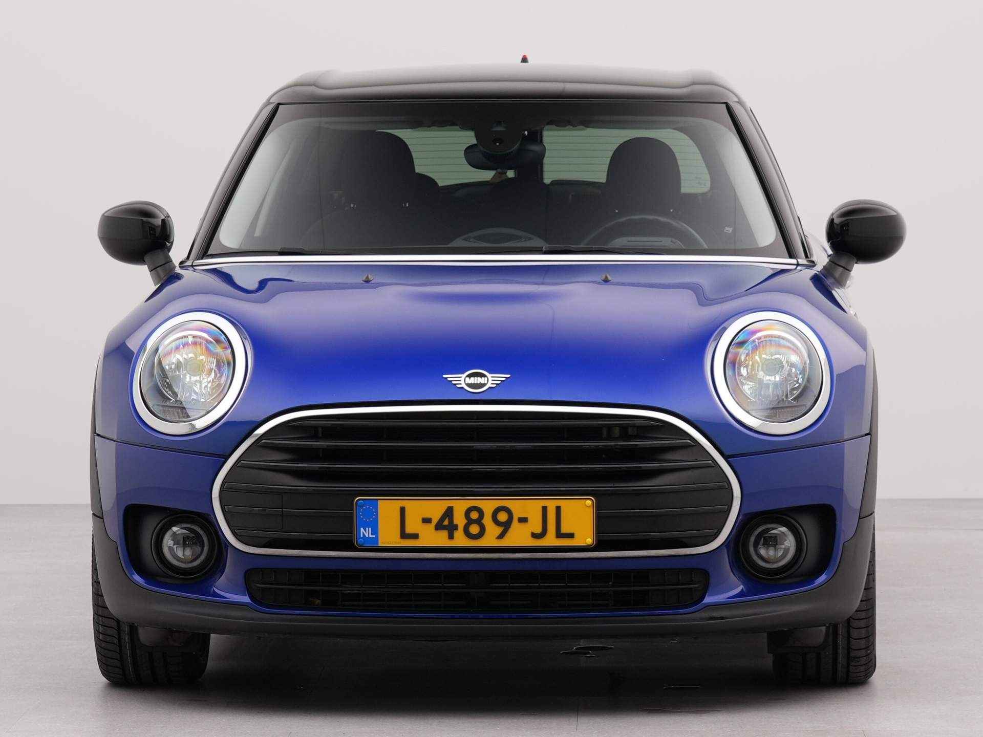 MINI Clubman 1.5 Cooper Business Edition | Navigatie | Airco | Bluetooth | Automaat | Extra getint glas | PDC | - 24/73