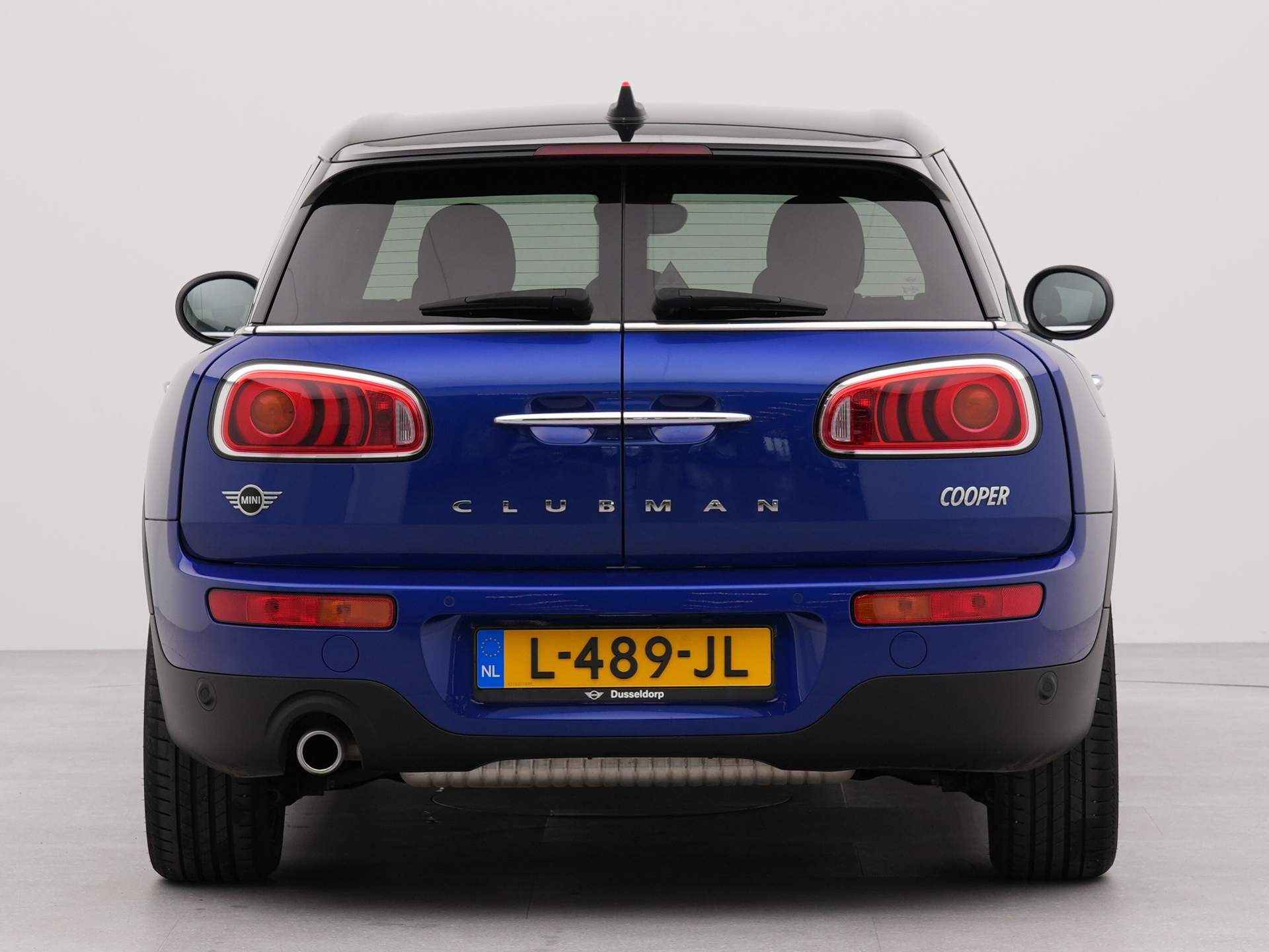 MINI Clubman 1.5 Cooper Business Edition | Navigatie | Airco | Bluetooth | Automaat | Extra getint glas | PDC | - 25/73