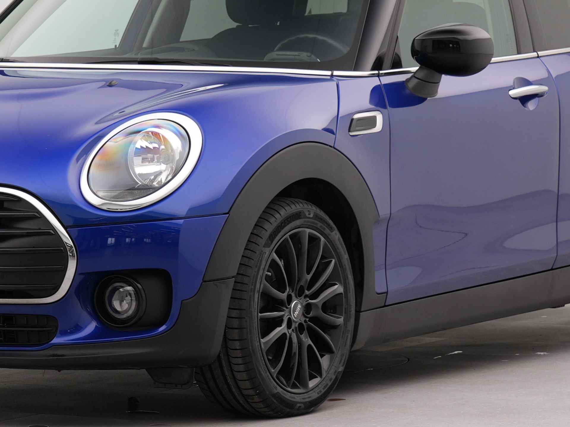 MINI Clubman 1.5 Cooper Business Edition | Navigatie | Airco | Bluetooth | Automaat | Extra getint glas | PDC | - 28/73