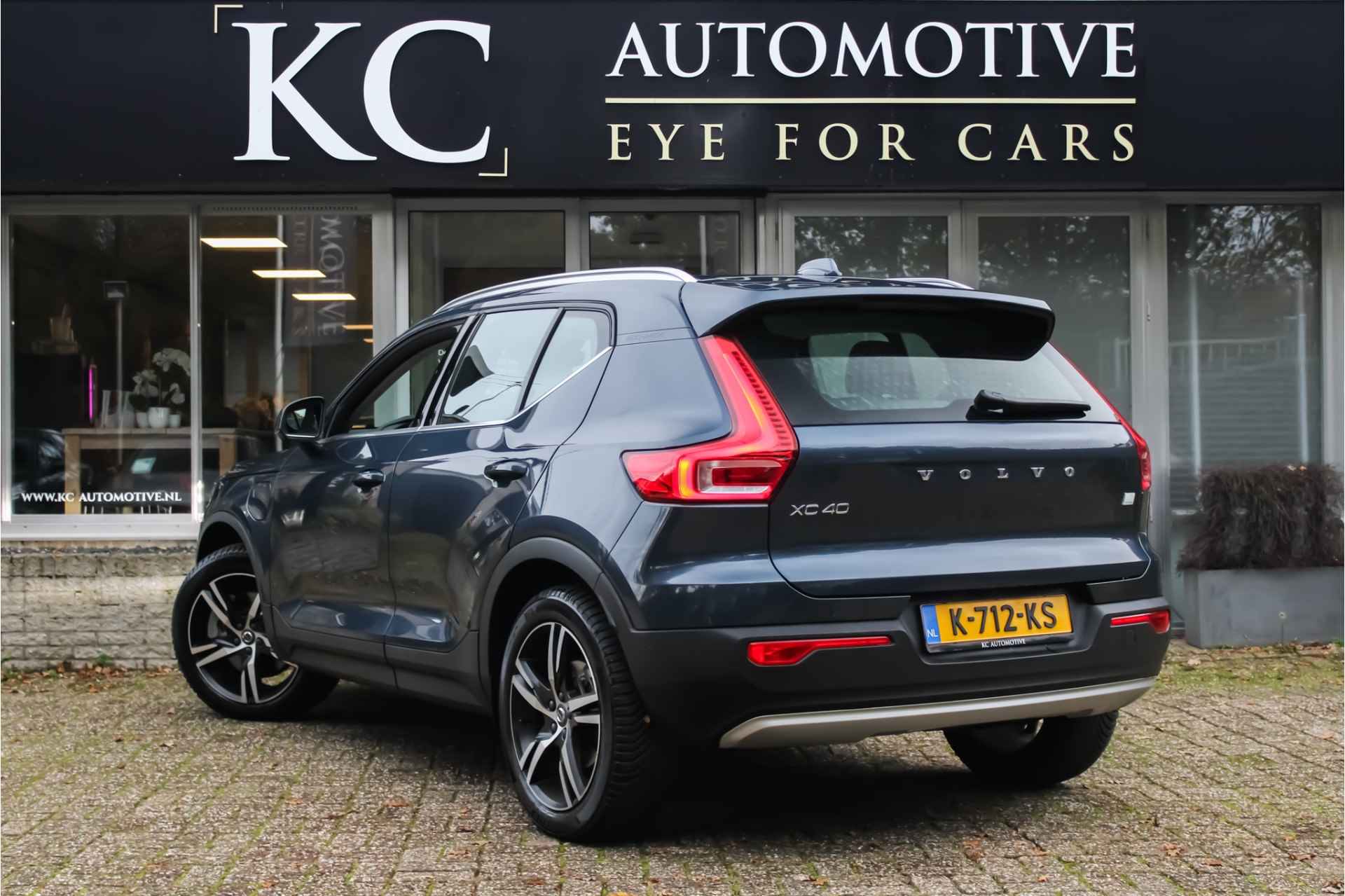 Volvo XC40 1.5 T5 Recharge R-Design | Orig. NL | 360 | H/K - 7/33