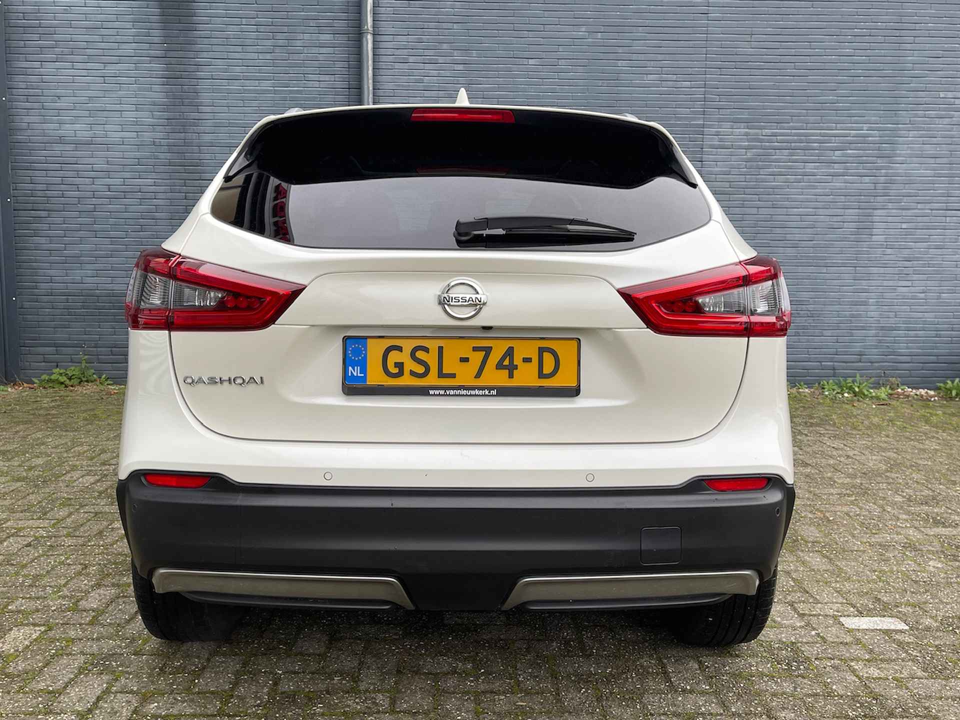 NISSAN Qashqai 1.3 DIG-T 160pk Automaat N-Connecta | Panoramisch Dak | Navigatie & Carplay | 360 Parkeer Camera | Cruisecontrol | Voorraam & Stoelverwarming | - 12/33