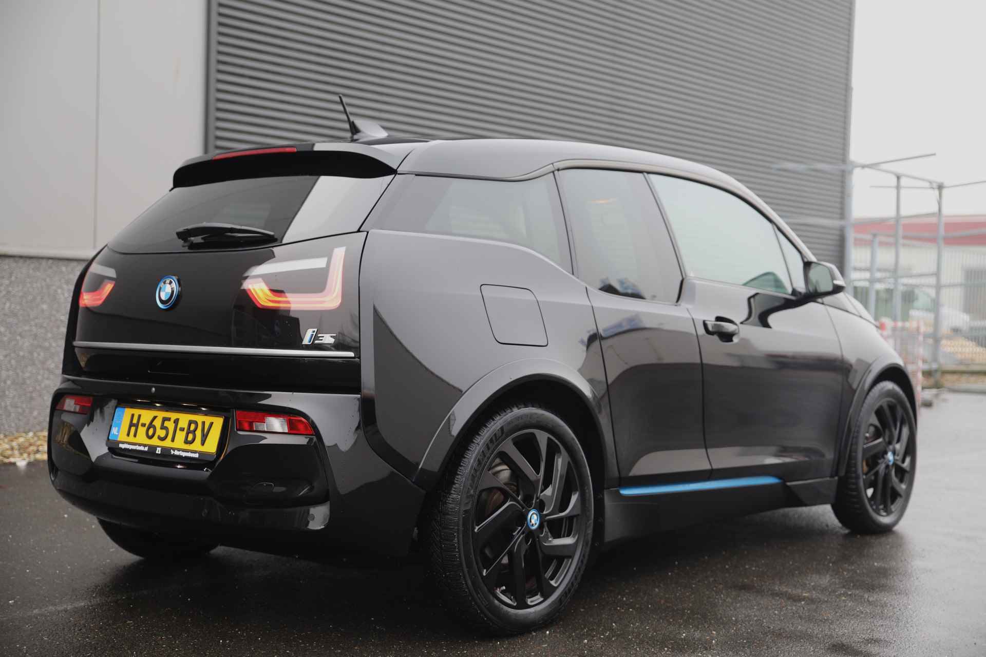 BMW i3 S 184pk Executive Edition 120Ah 42 kWh Warmtepomp/Camera - 24/39