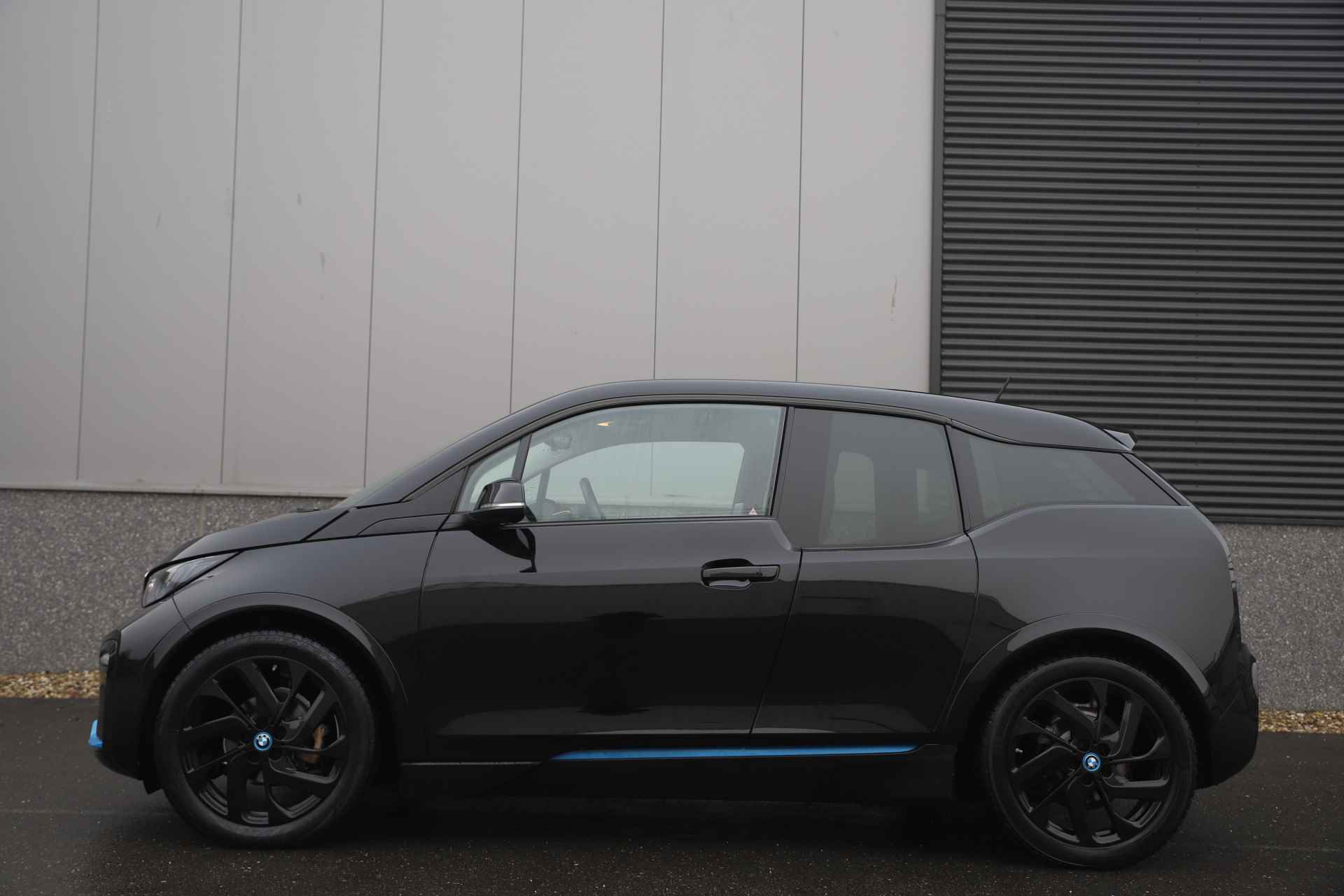 BMW i3 S 184pk Executive Edition 120Ah 42 kWh Warmtepomp/Camera - 39/39