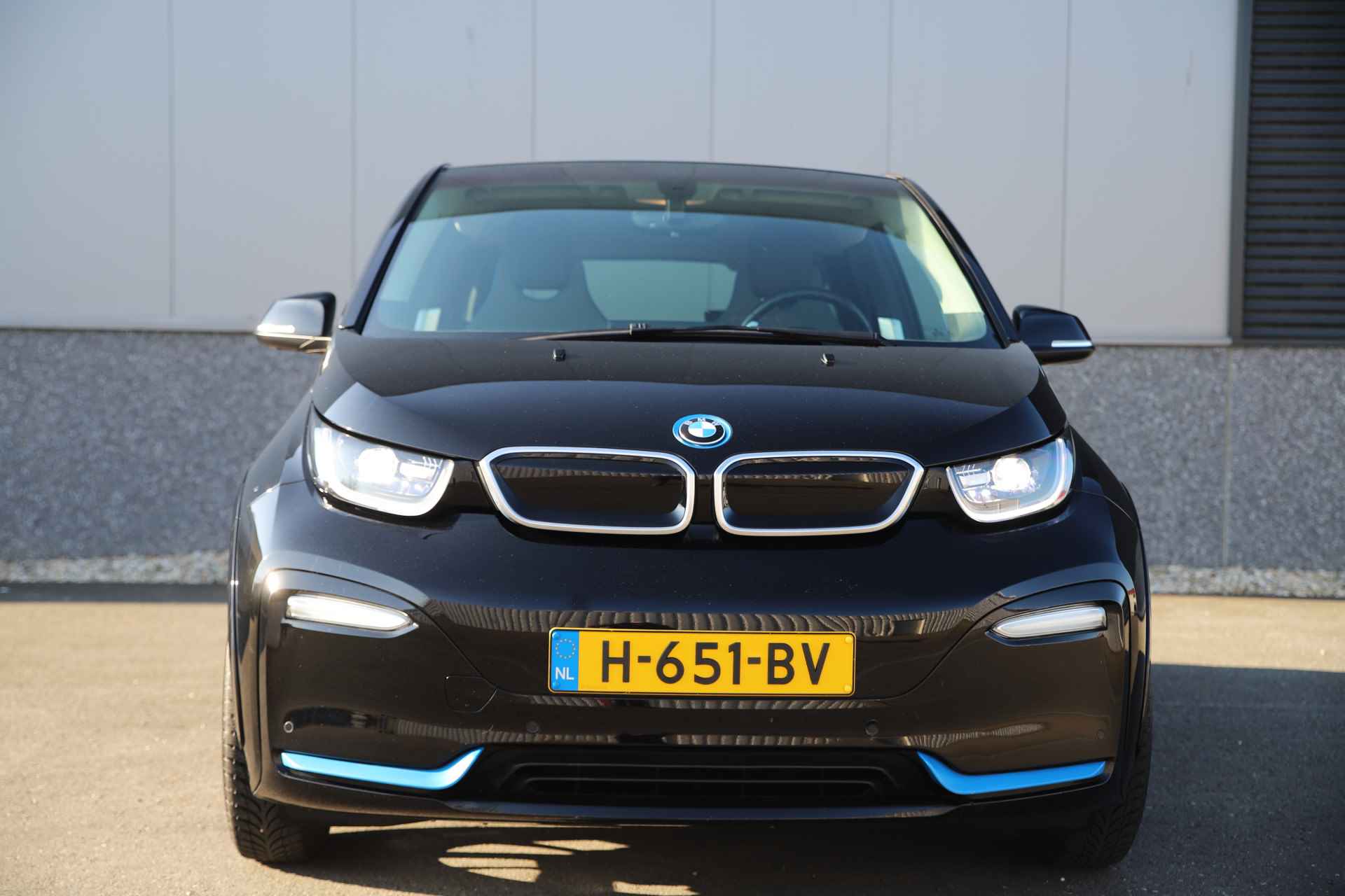 BMW i3 S 184pk*Dark Shadow*120Ah/42 kWh/Warmtepomp/Camera/3-Fase - 3/39