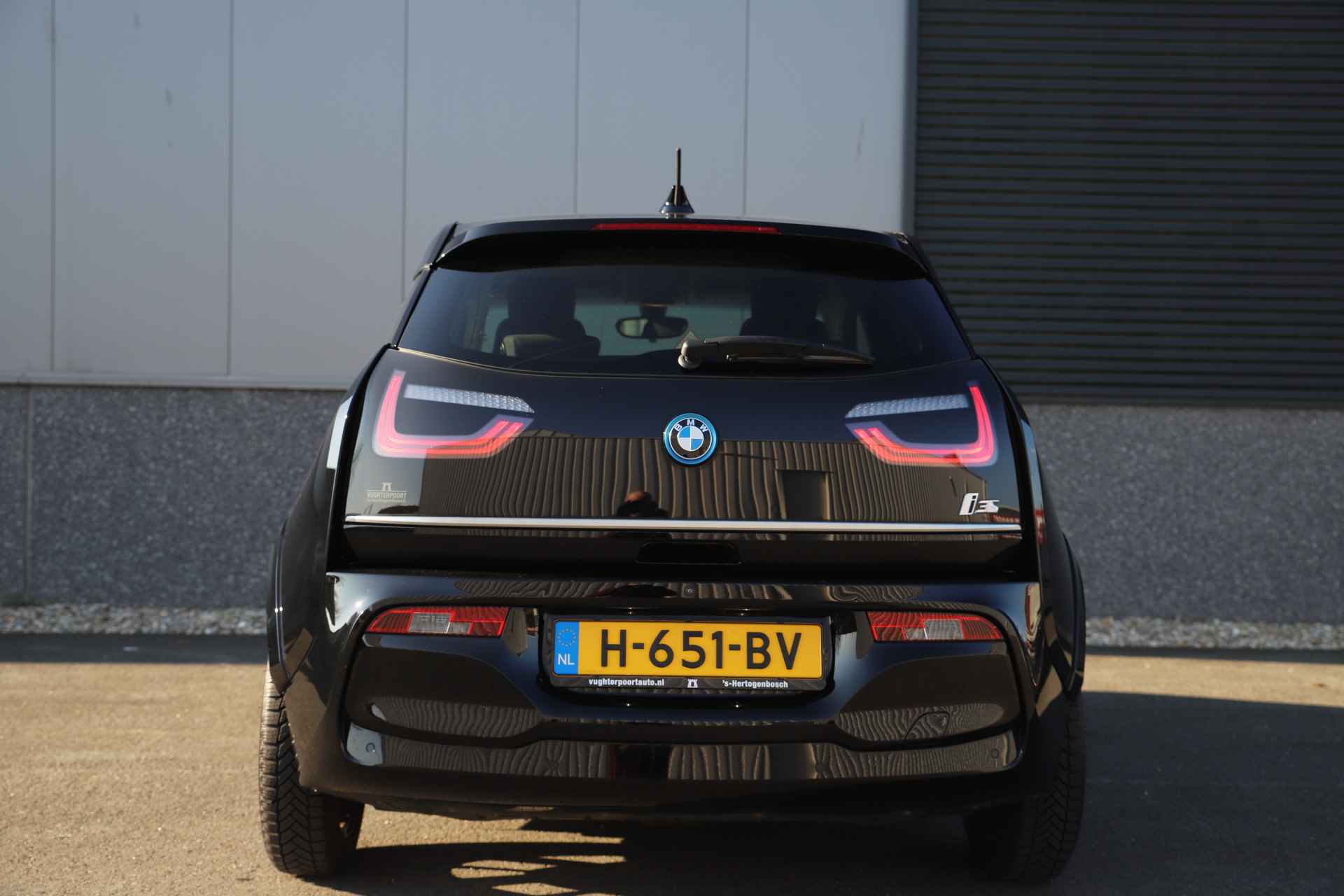 BMW i3 S 184pk*Dark Shadow*120Ah/42 kWh/Warmtepomp/Camera/3-Fase - 22/39