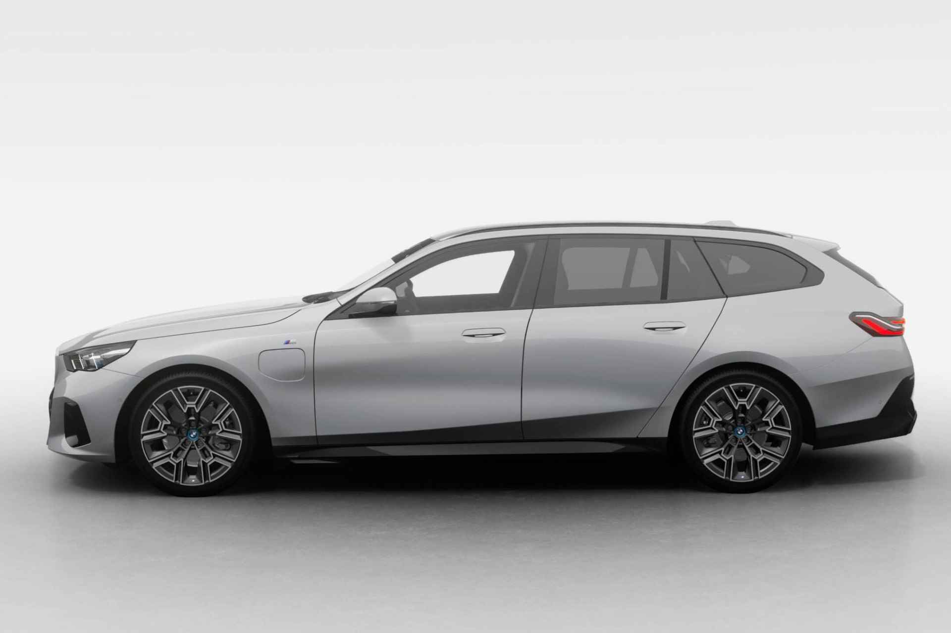 BMW 5 Serie Touring 530e M Sport Edition | Travel Pack | Trekhaak met elektrisch wegklapbare kogel - 5/20