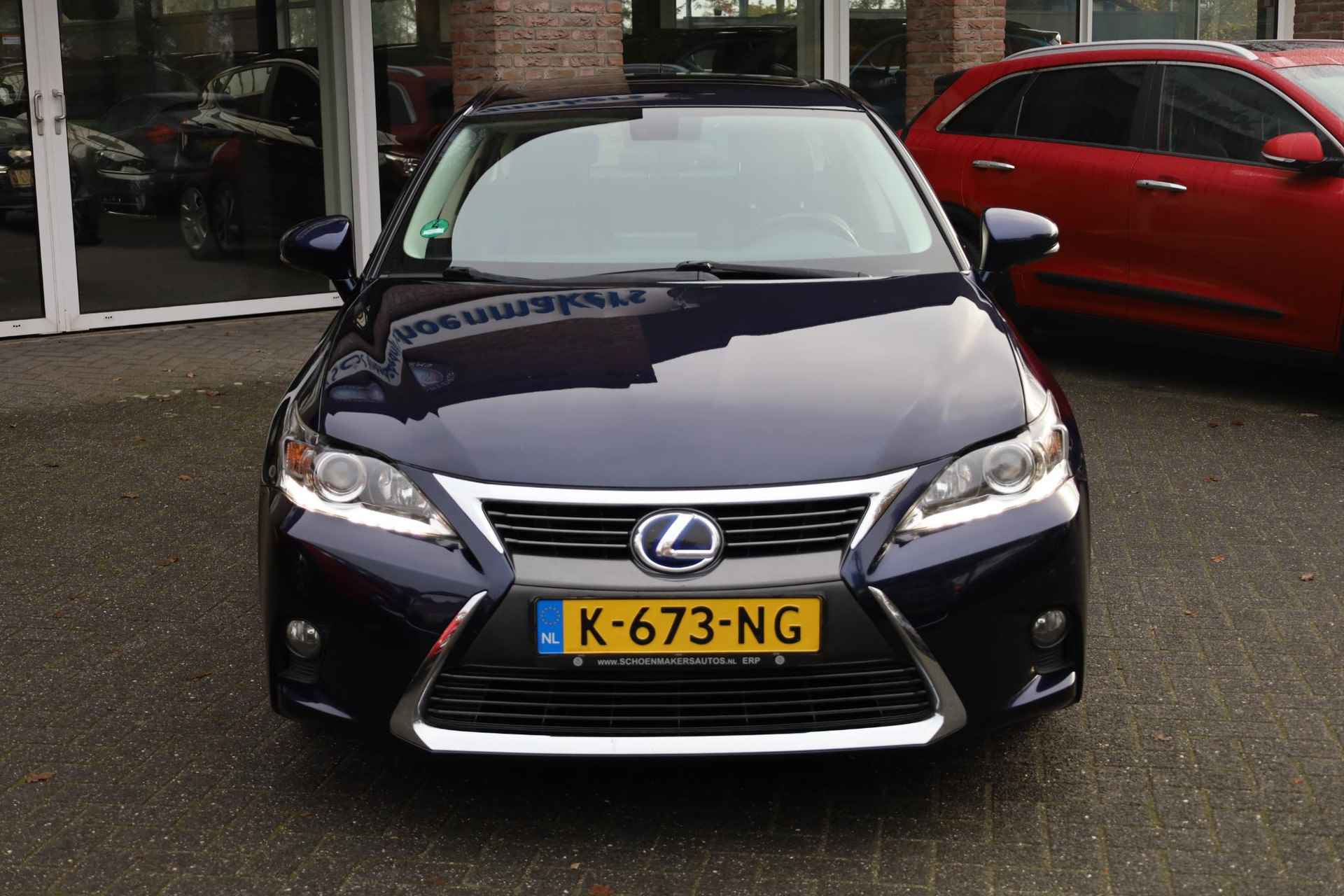 Lexus CT 200h Executive CAMERA LEER PANO TREKHAAK-AFN NAVI 2xPDC STOELVERWARMING - 57/58