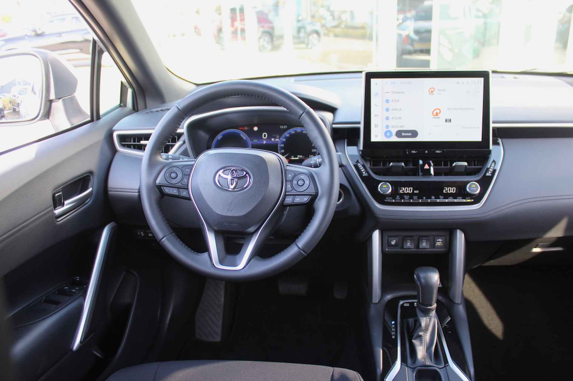 Toyota Corolla Cross 2.0 Hybrid 200 Dynamic Plus | Navi | Keyless Entry | Stoelverwar - 7/36