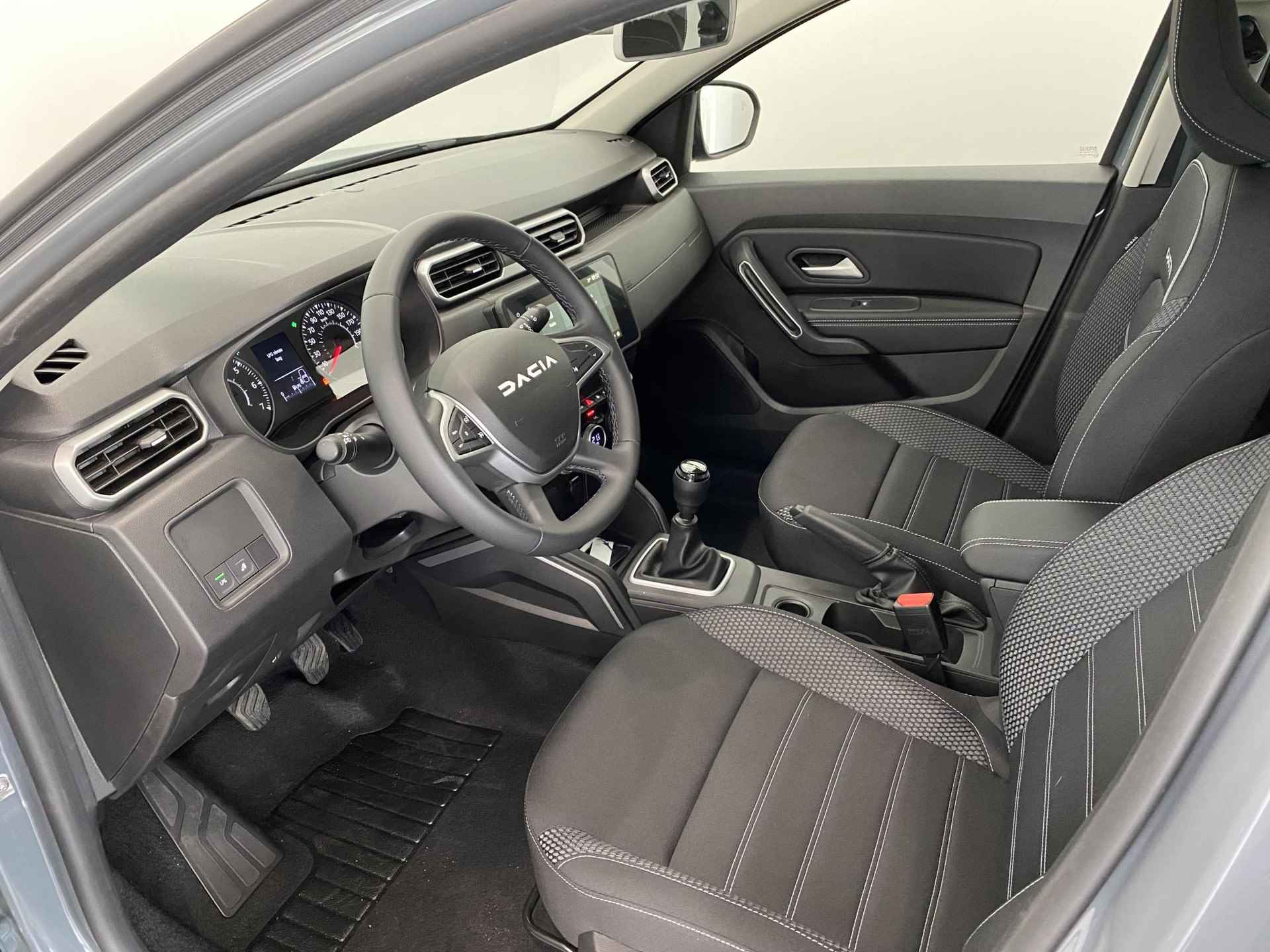 Dacia Duster 1.0 TCe 100 ECO-G Journey | VOORRAADVOORDEEL  € 2.000,- | van € 28.024,- nu € 25.950,-  | LPG G3 |  Pack Easy. - 9/27