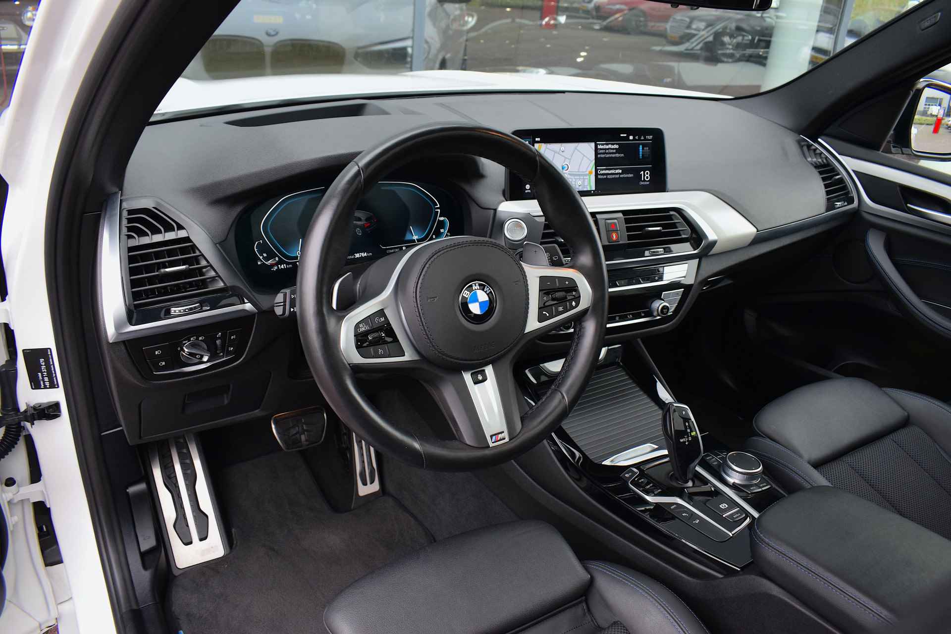 BMW X3 xDrive30e Executive Shadowline | M-Sport | Pano | HUD | Virtual | Stuur- en Stoelverw. - 5/44