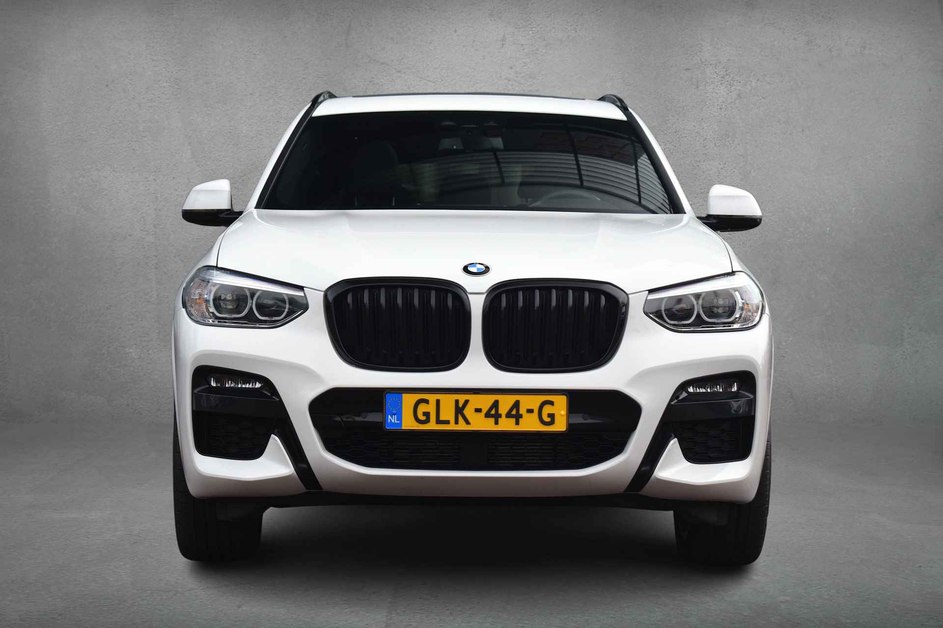 BMW X3 xDrive30e Executive Shadowline | M-Sport | Pano | HUD | Virtual | Stuur- en Stoelverw. - 9/44