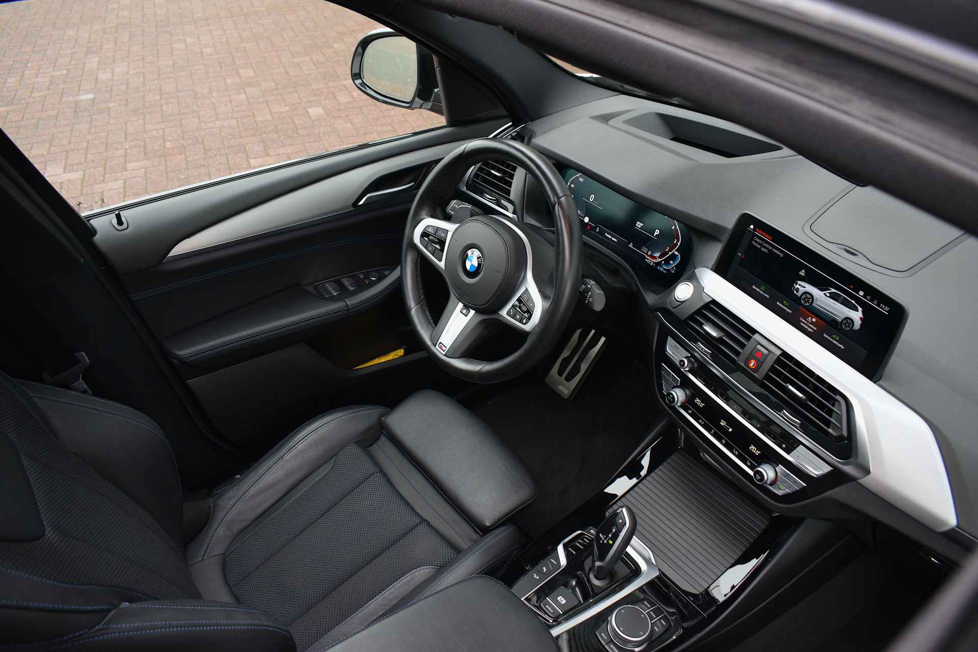 BMW X3 xDrive30e Executive Shadowline | M-Sport | Pano | HUD | Virtual | Stuur- en Stoelverw. - 36/44