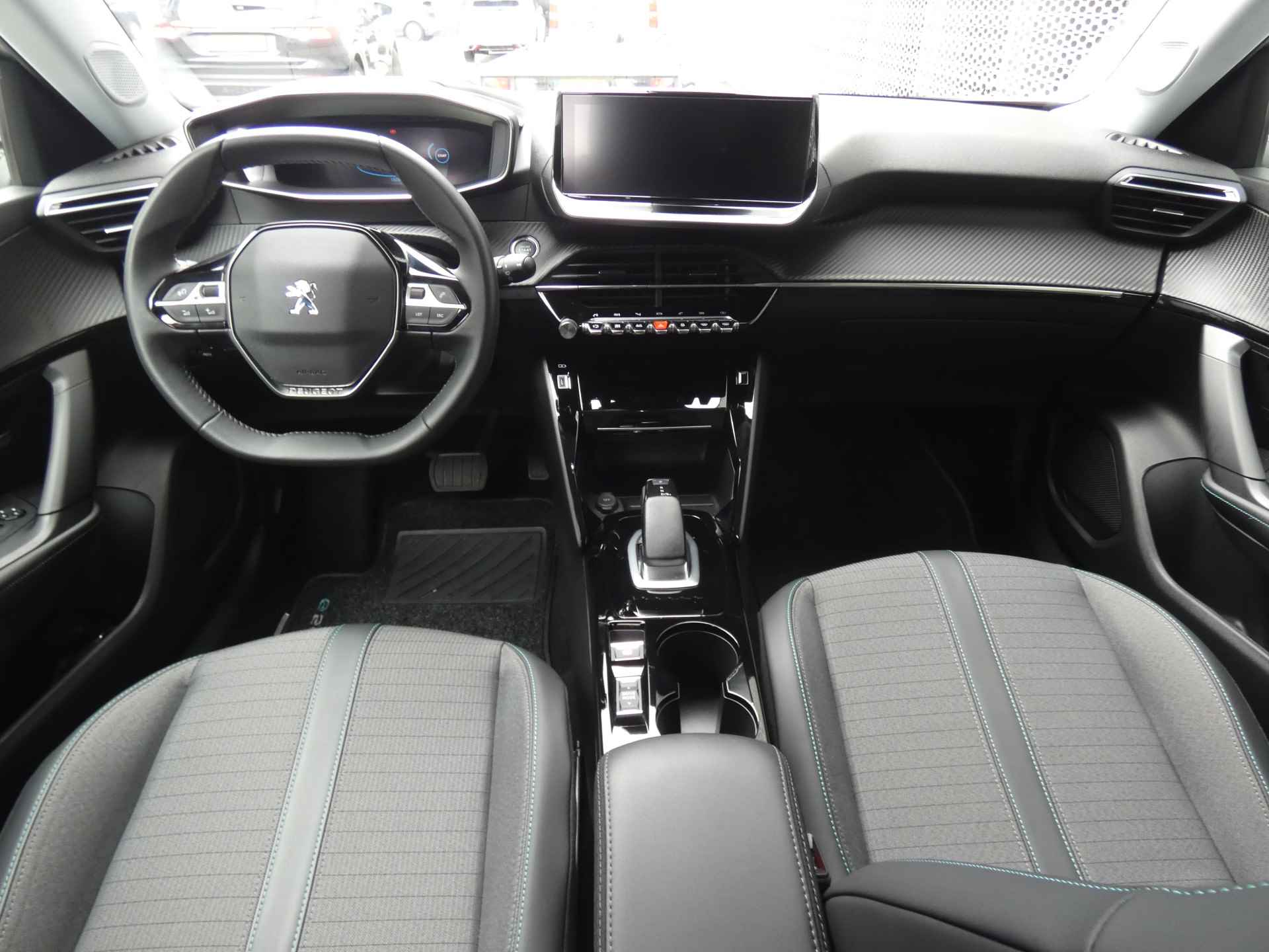 Peugeot e-2008 EV Allure Pack 50 kWh ! Camera | Navigatie | Parkeerhulp ! - 10/37
